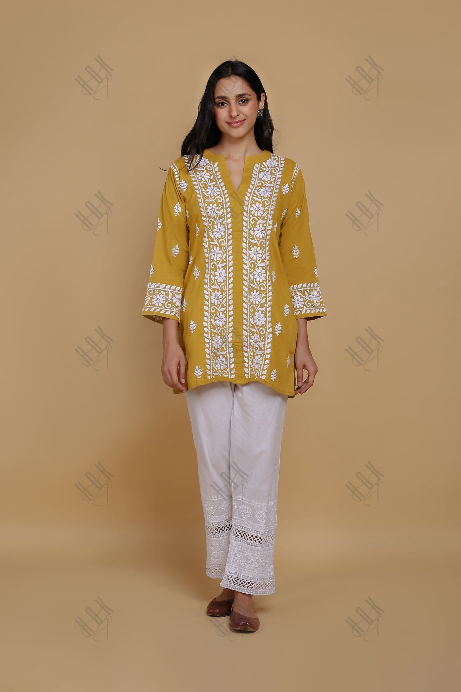 Saba Chikankari Short Kurta In Slub Cotton - Mustard