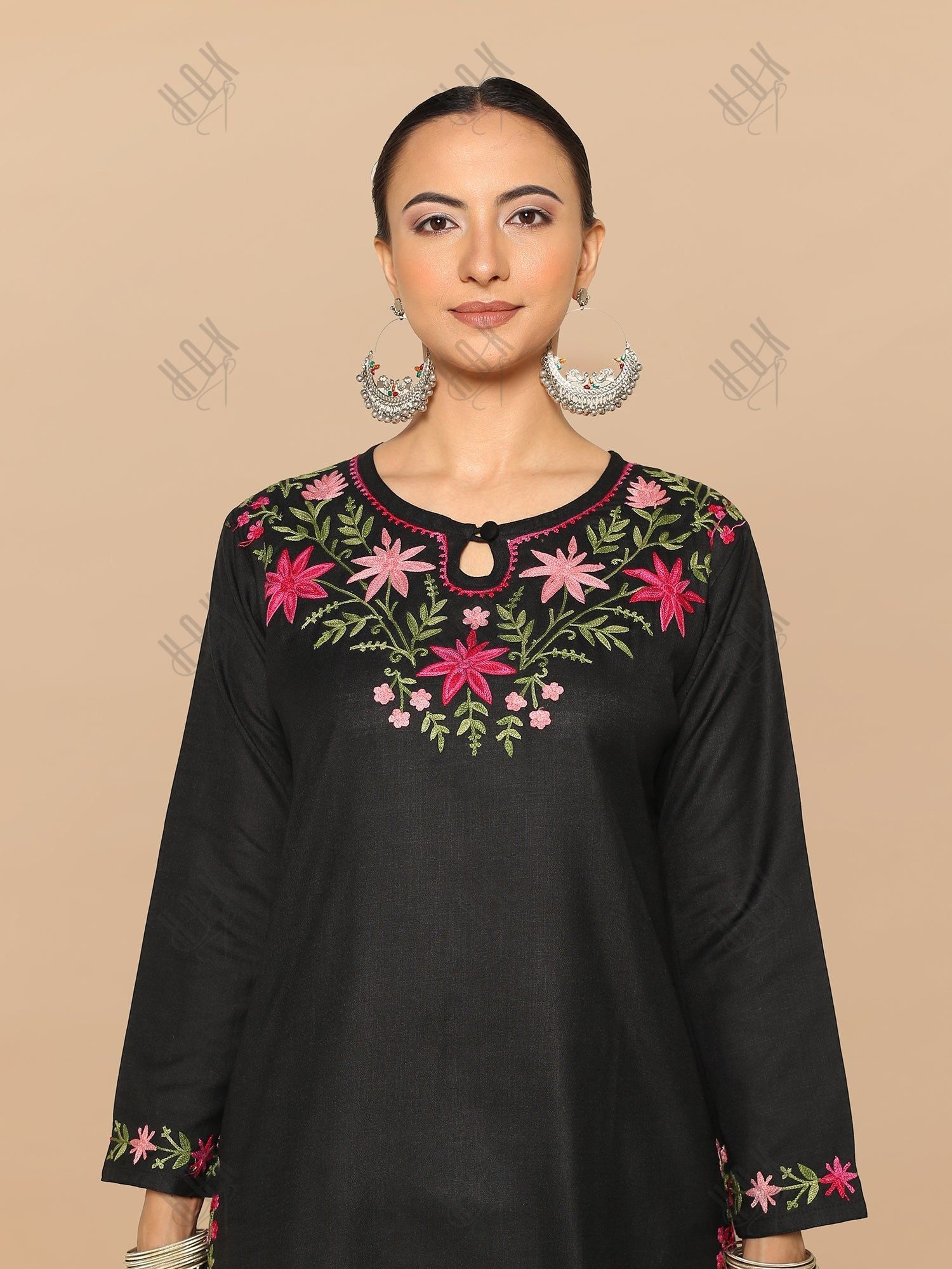 Falak Kashmiri Short Kurta - Black