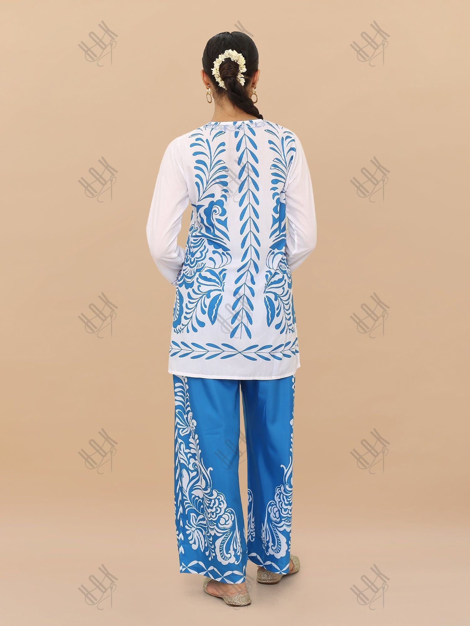 Saba Chikankari Cord Set in Muslin Set - Blue