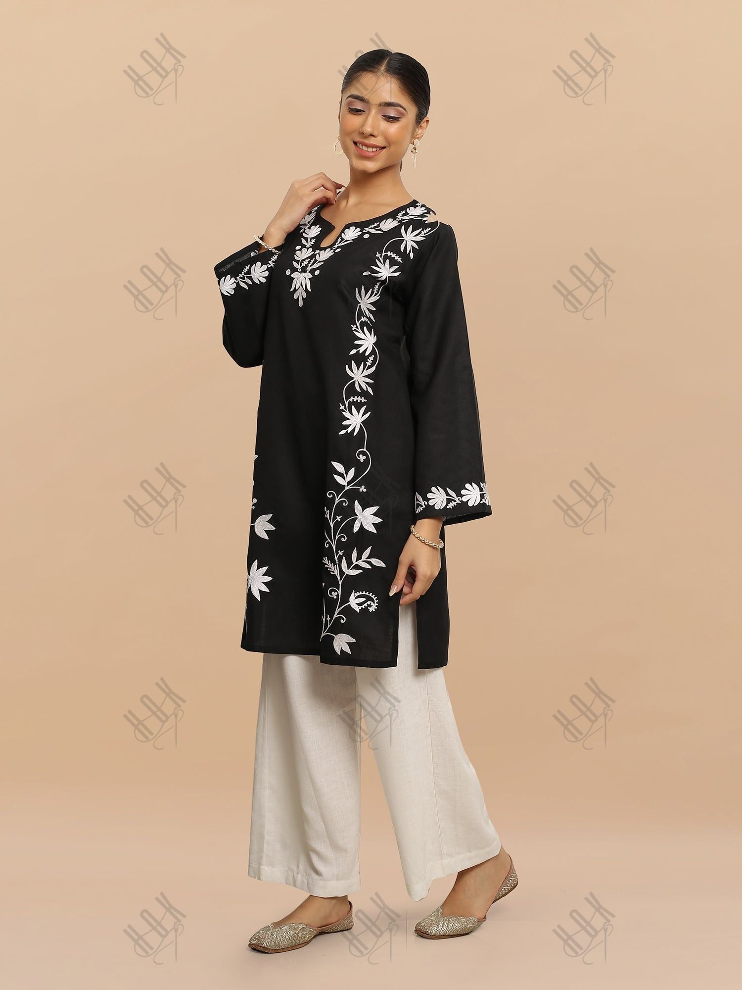 Falak Kashmiri Long Kurta - Black