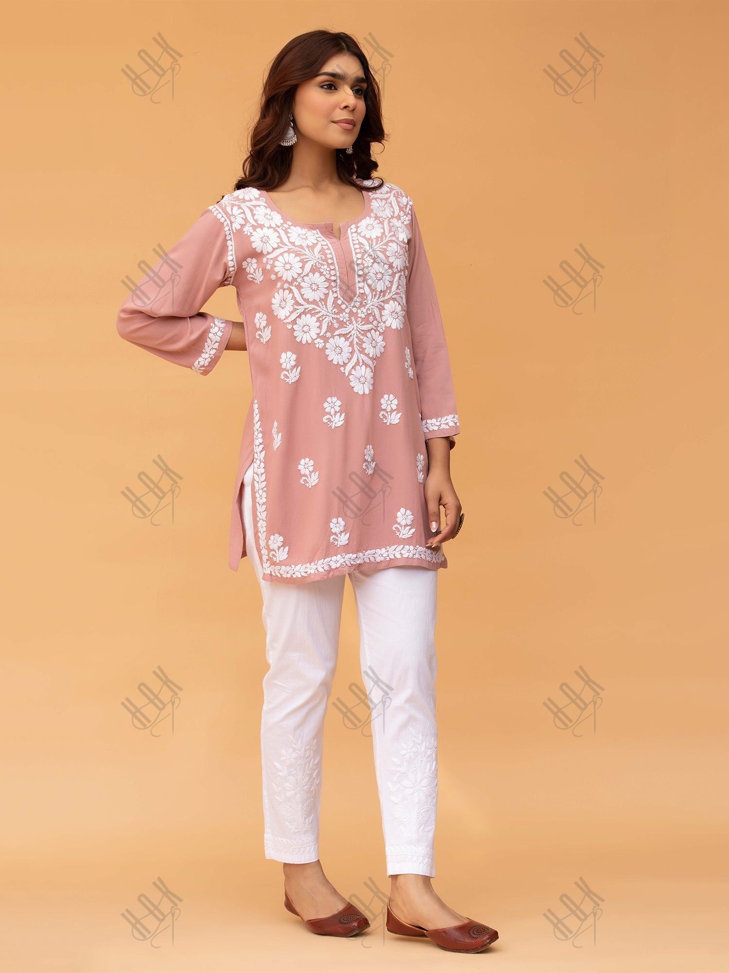 Saba Chikankari Short Kurta in Rayon cotton - Peach