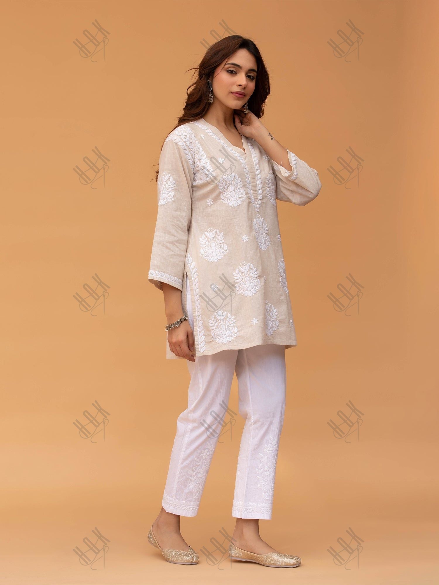 Anushka in Saba Chikankari Short kurta in Slub cotton - Beige