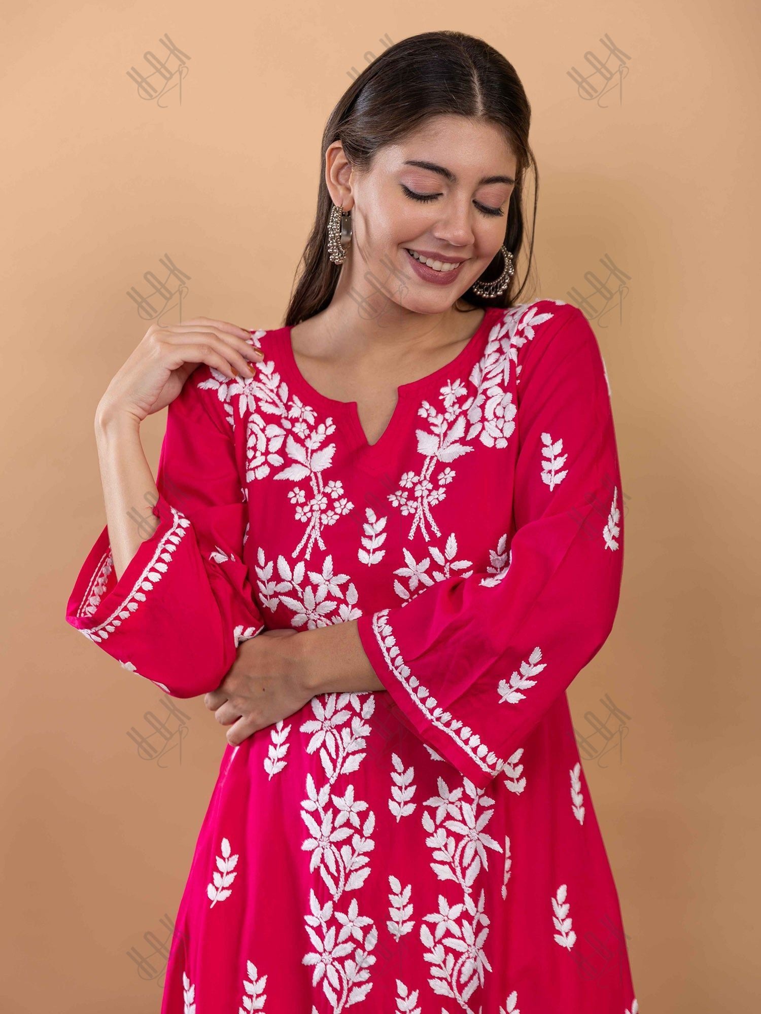 Fizaa Chikankari Kurta in Rayon Cotton Round Neck Magenta Pink