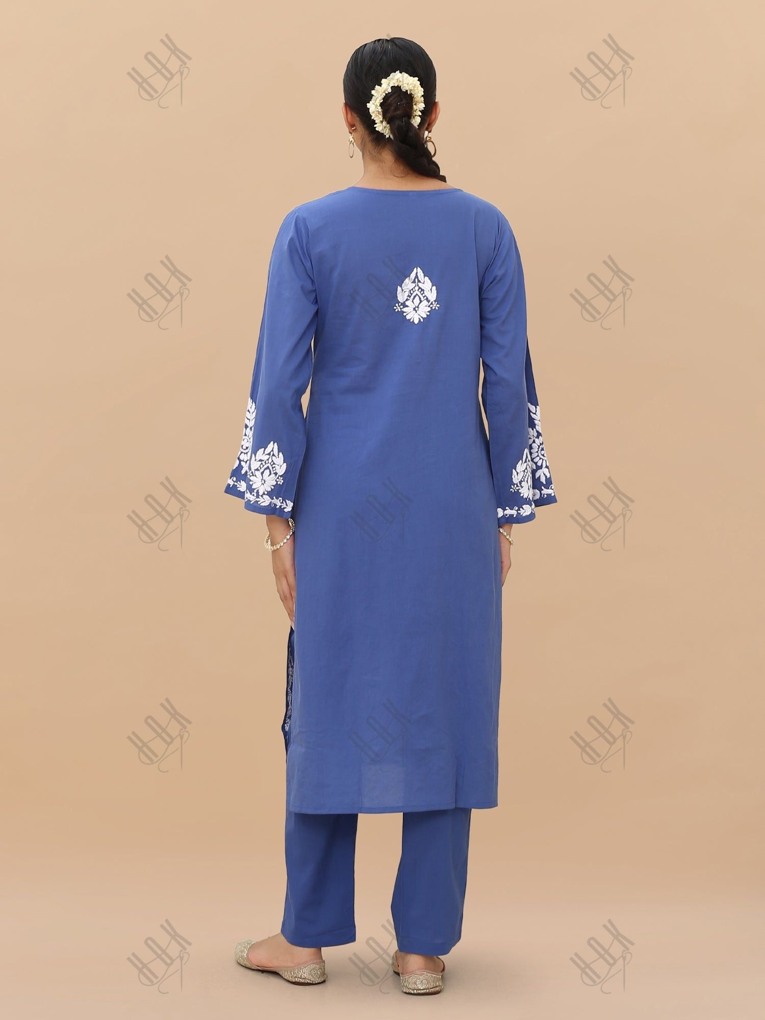 Saba Chikankari Kurta Set in Cambric Cotton - Blue