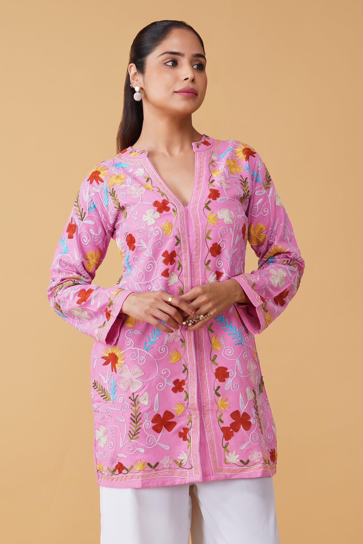 Woolen Kashmiri Aari Jacket – Pink Floral
