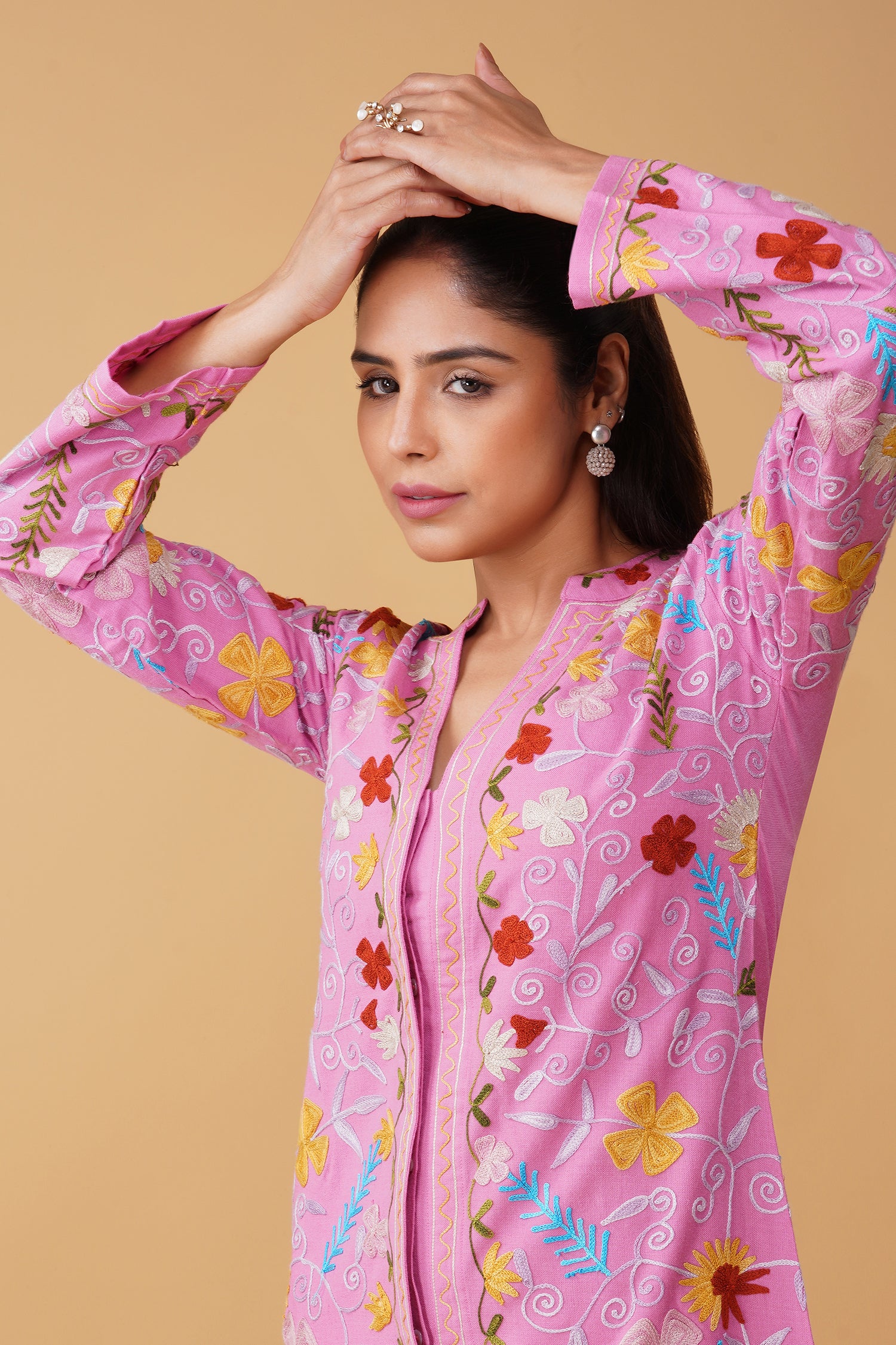 Woolen Kashmiri Aari Jacket – Pink Floral