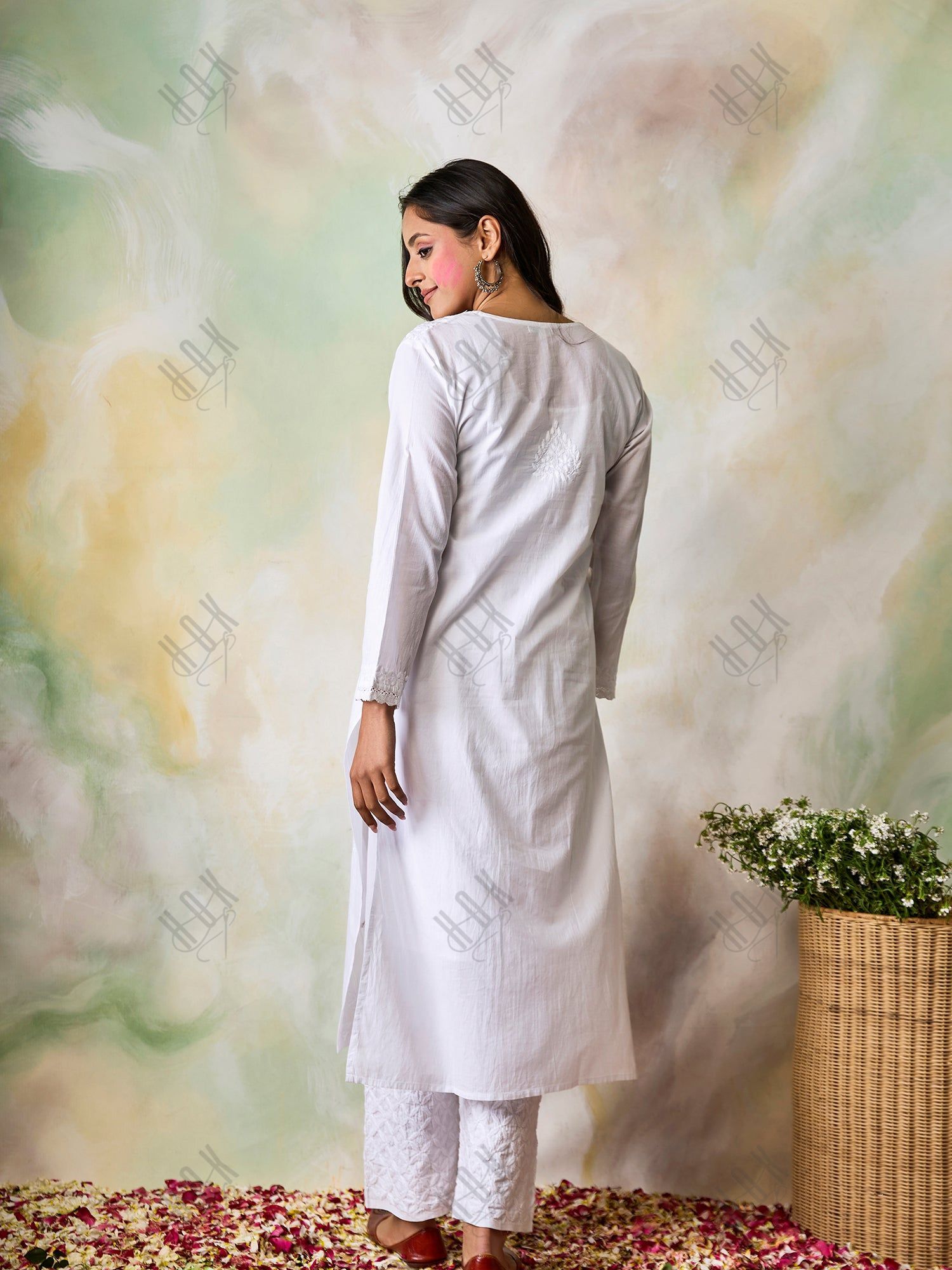 Hand Embroidery Chikankari Long Kurti for Women White-5