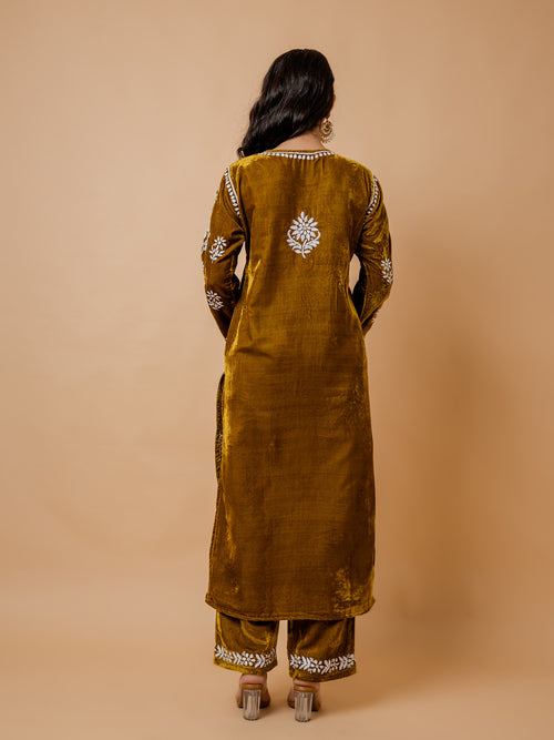 Load image into Gallery viewer, Fizaa Velvet Chikankari Kurta Set - Yellow
