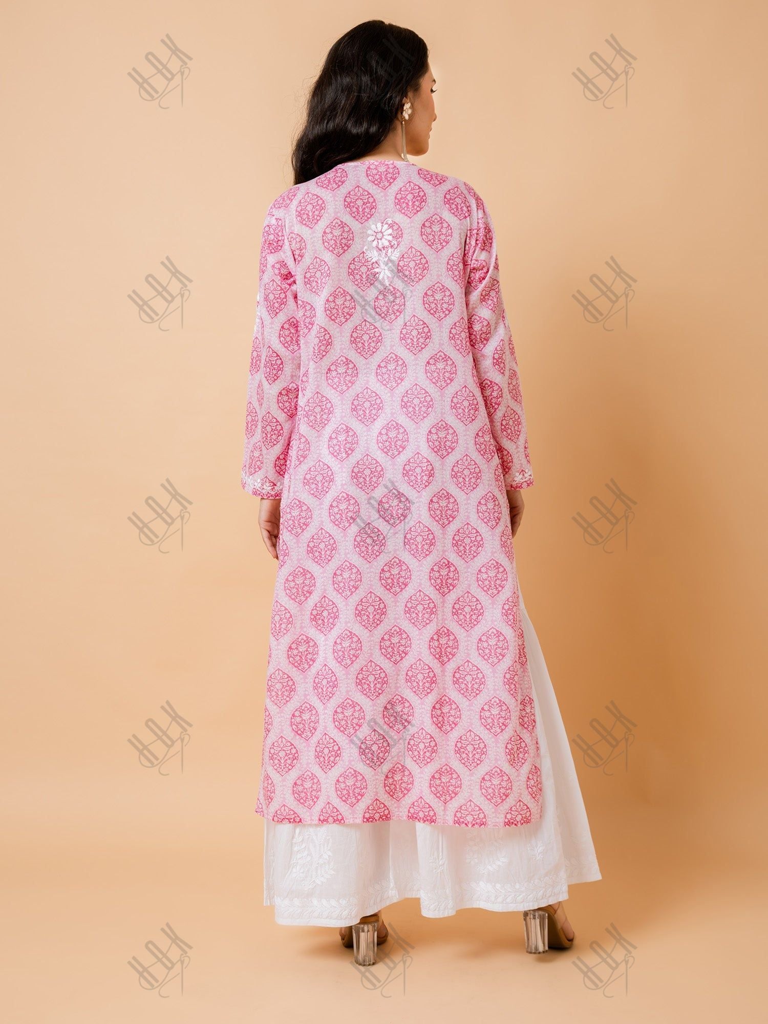 Mahima in Fizaa Chikankari Kurta in Mul cotton in Pink Print