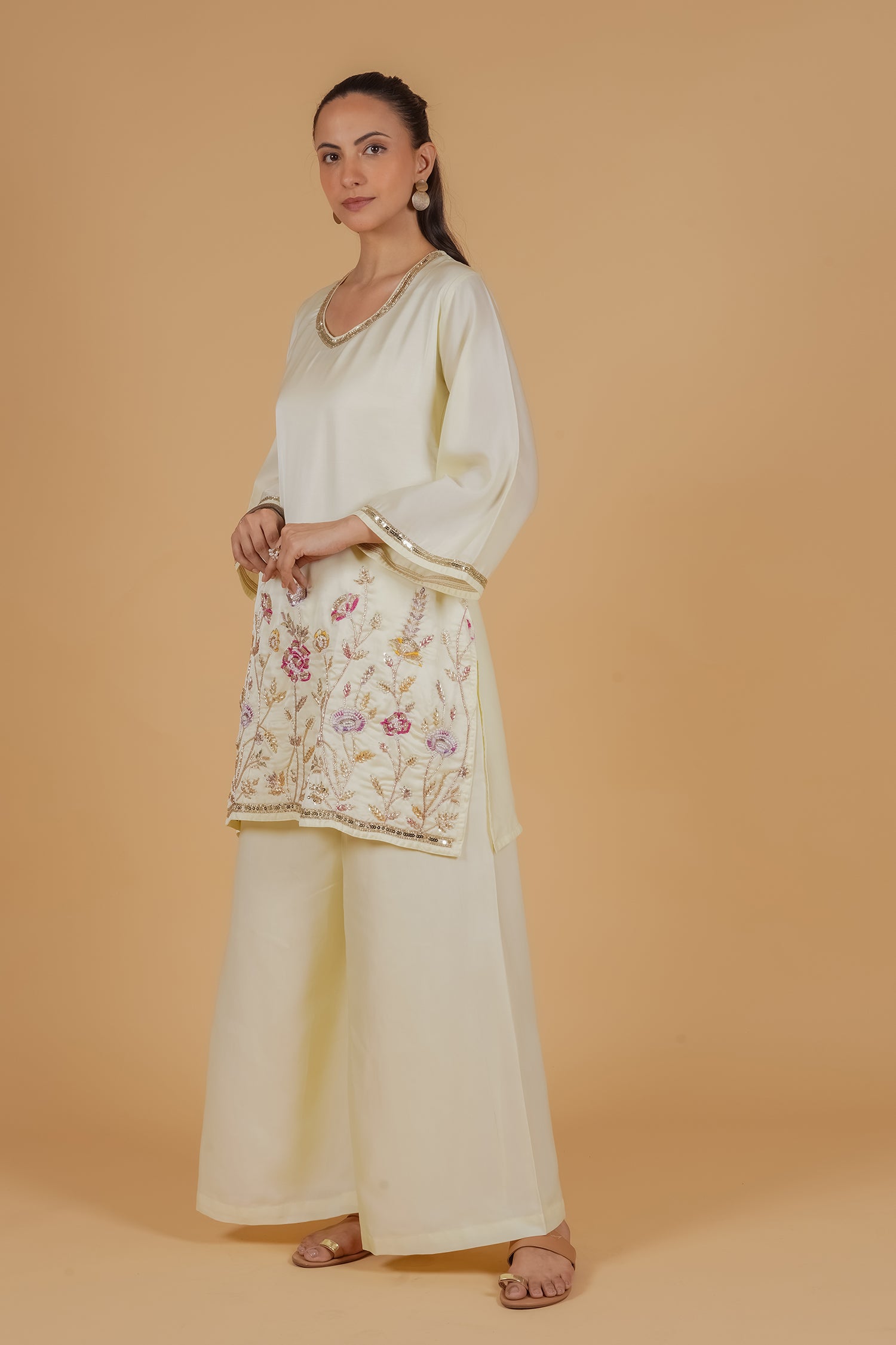 Mix Sequin Mul Chanderi Silk Embroidered Kurta Set - Butter Yellow