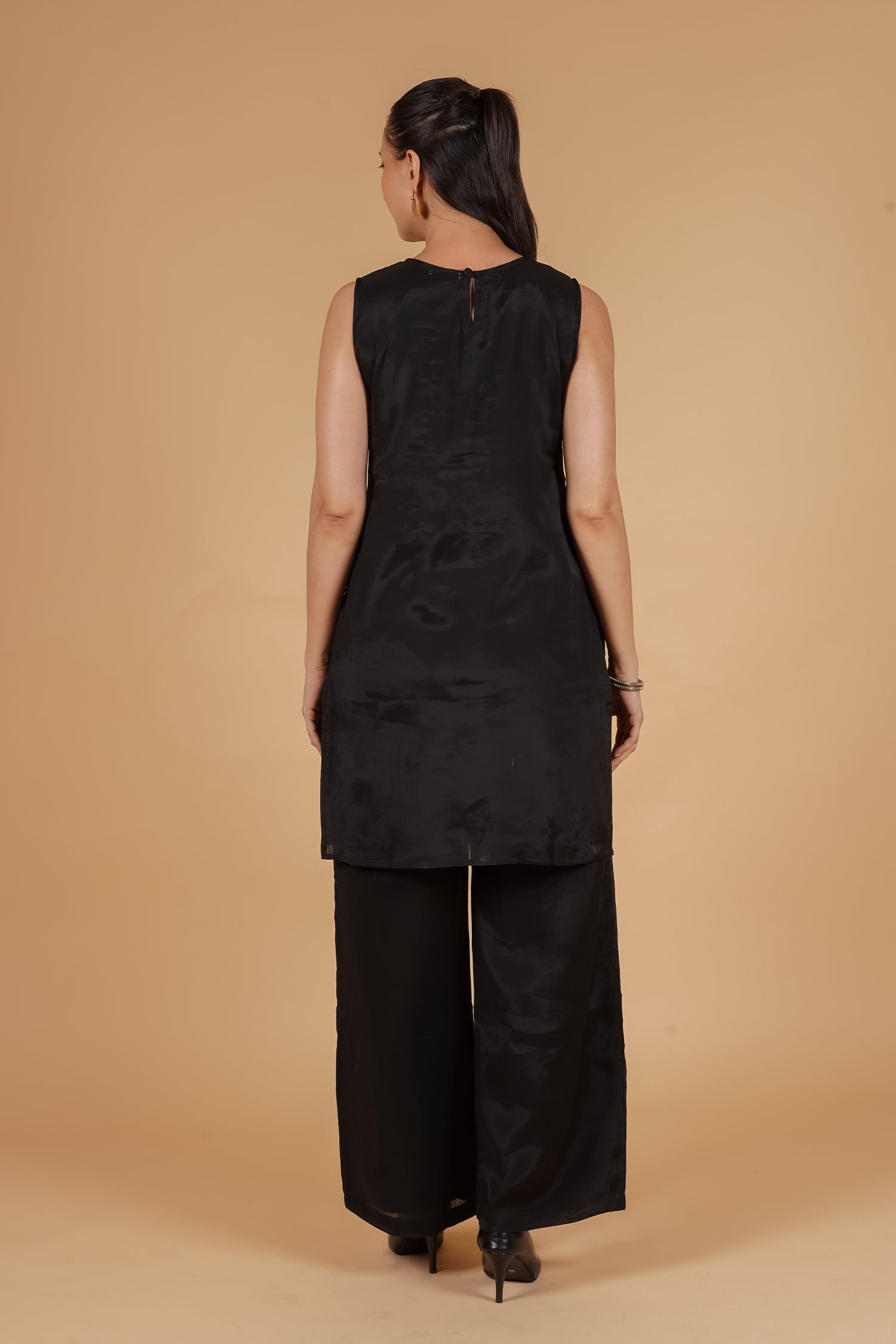 Pure Sequin Mul Chanderi Silk Kurta Set - Black Rose Gold