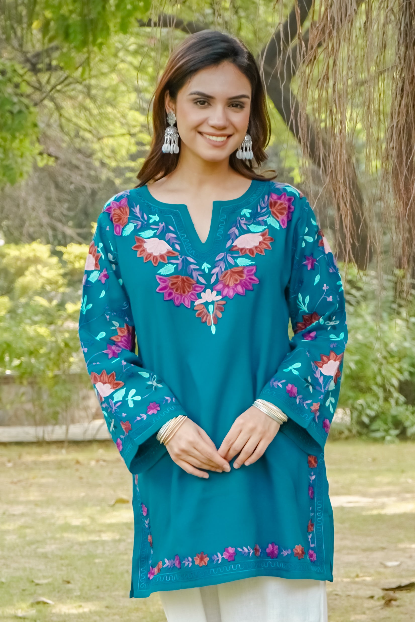 Woollen Cashmilon Short Kurta in Green Fuchsia