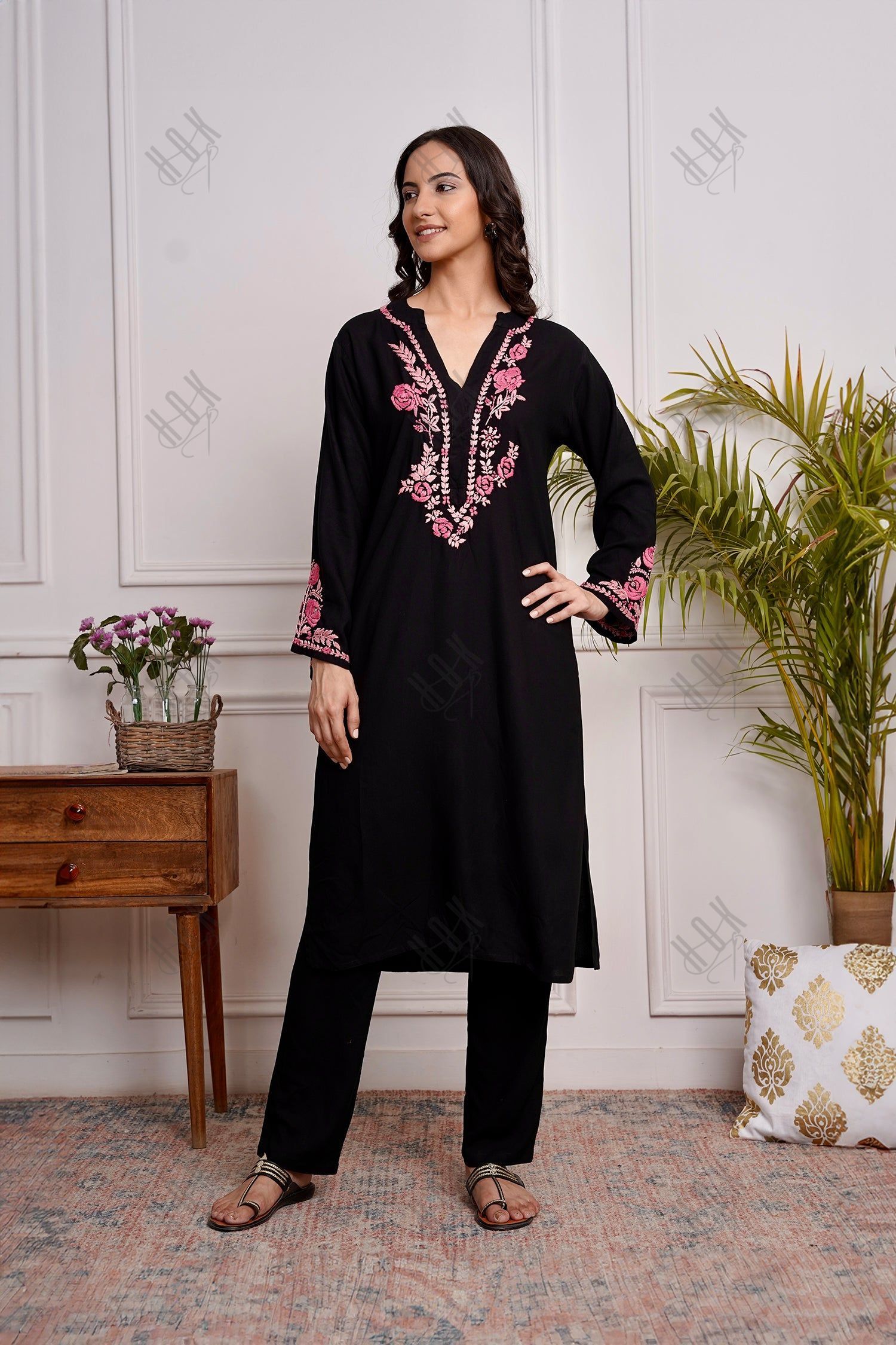 Saba Chikankari Kurta in Rayon Cotton - Black