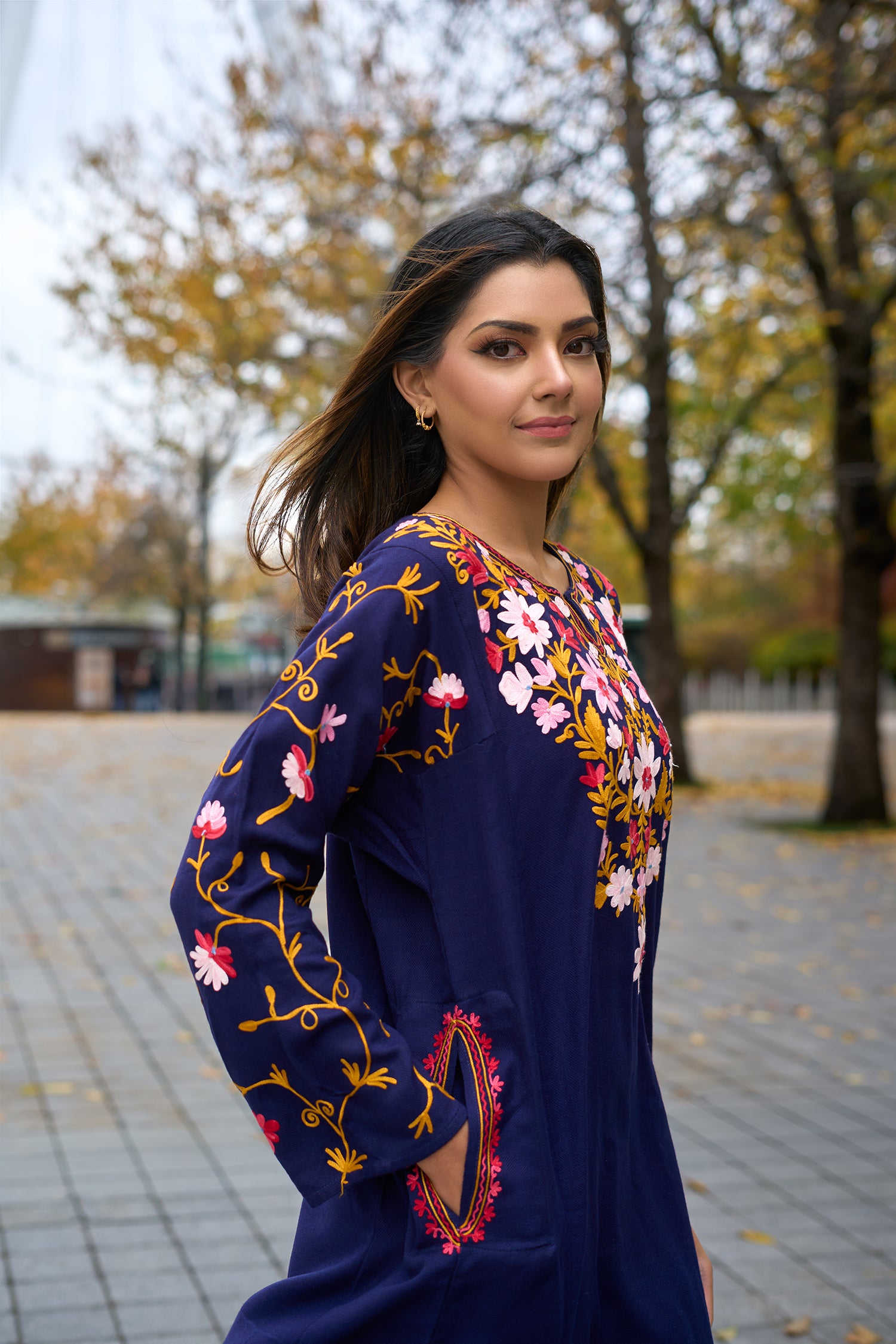 Woolen Phiran in Kashmiri Aari Embroidery - Blue