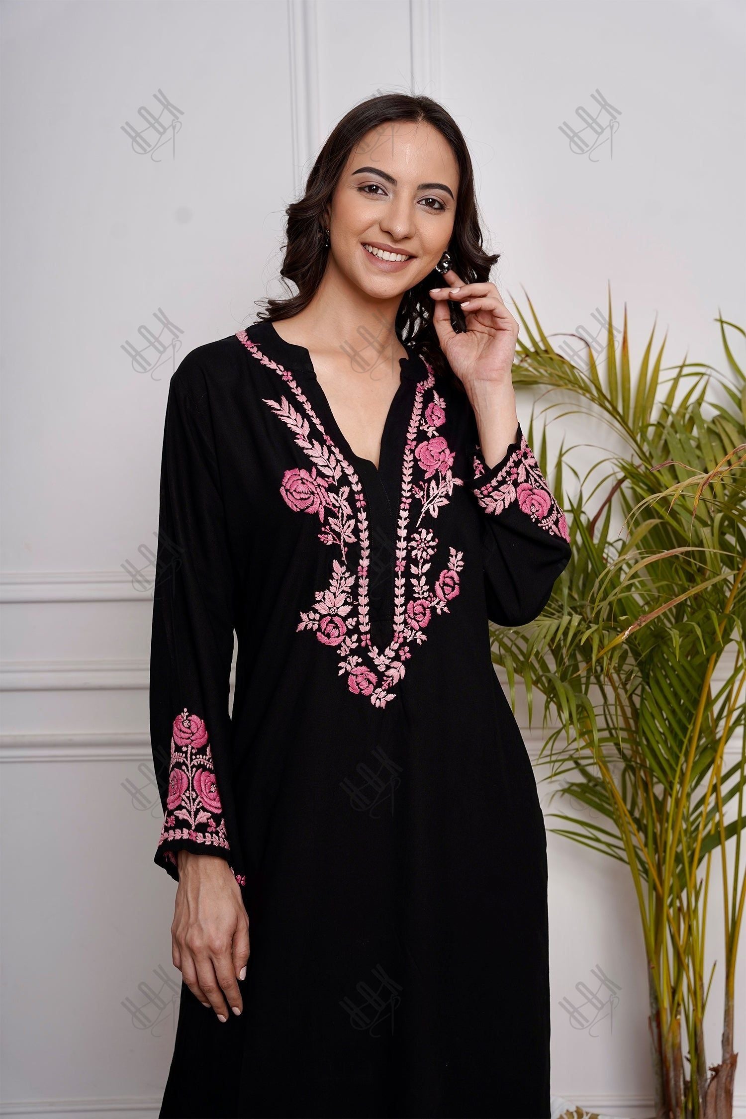 Saba Chikankari Kurta in Rayon Cotton - Black