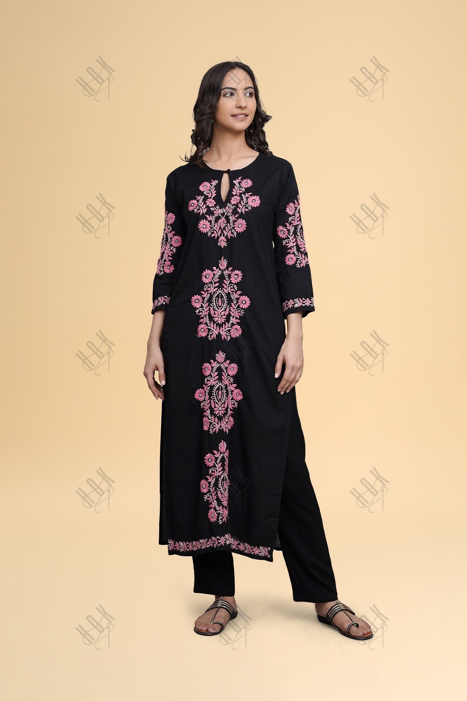 Saba Chikankari Kurta in Cotton - Black