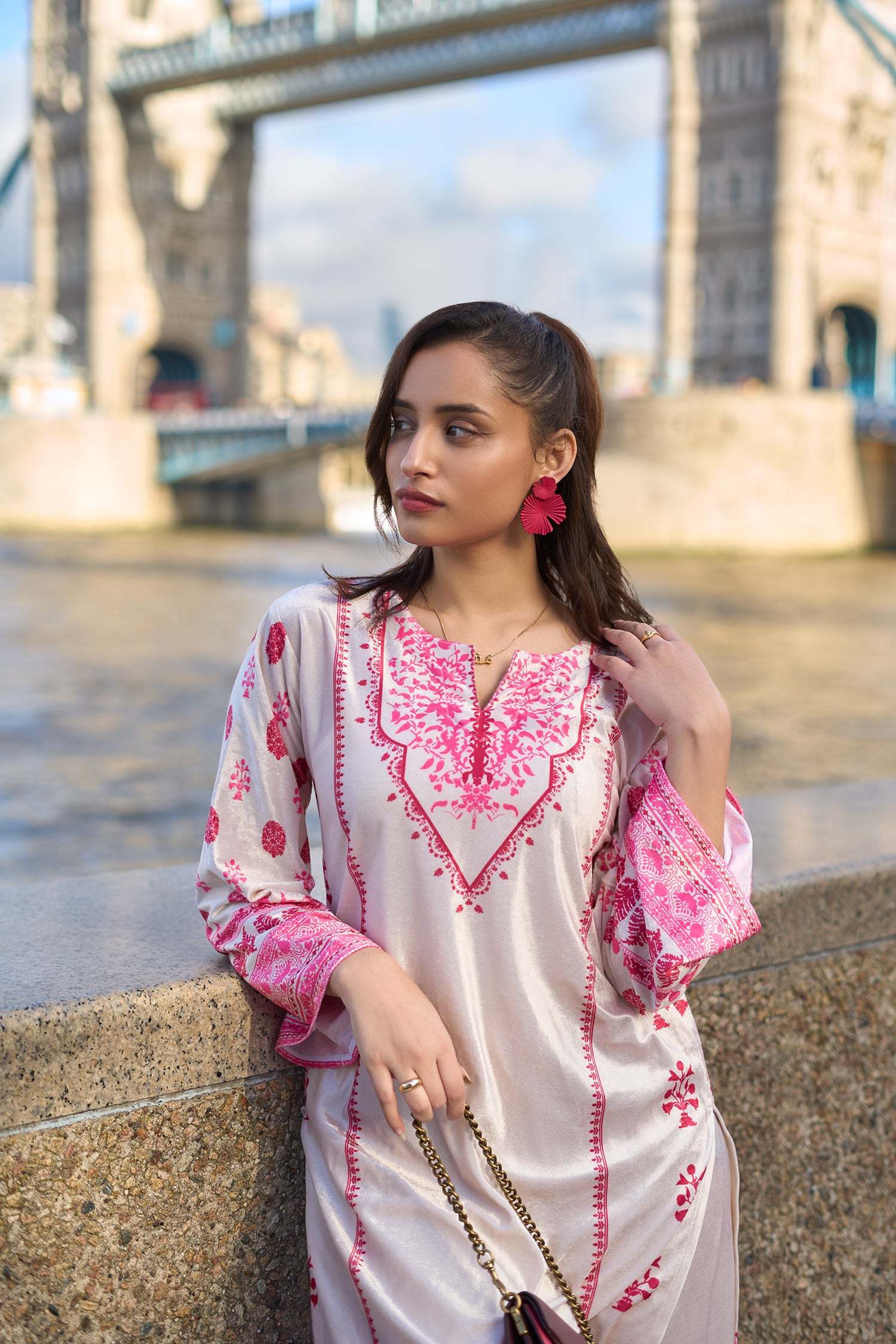 Velvet Printkari Coord Set with Straight Bottoms – Ivory & Pink