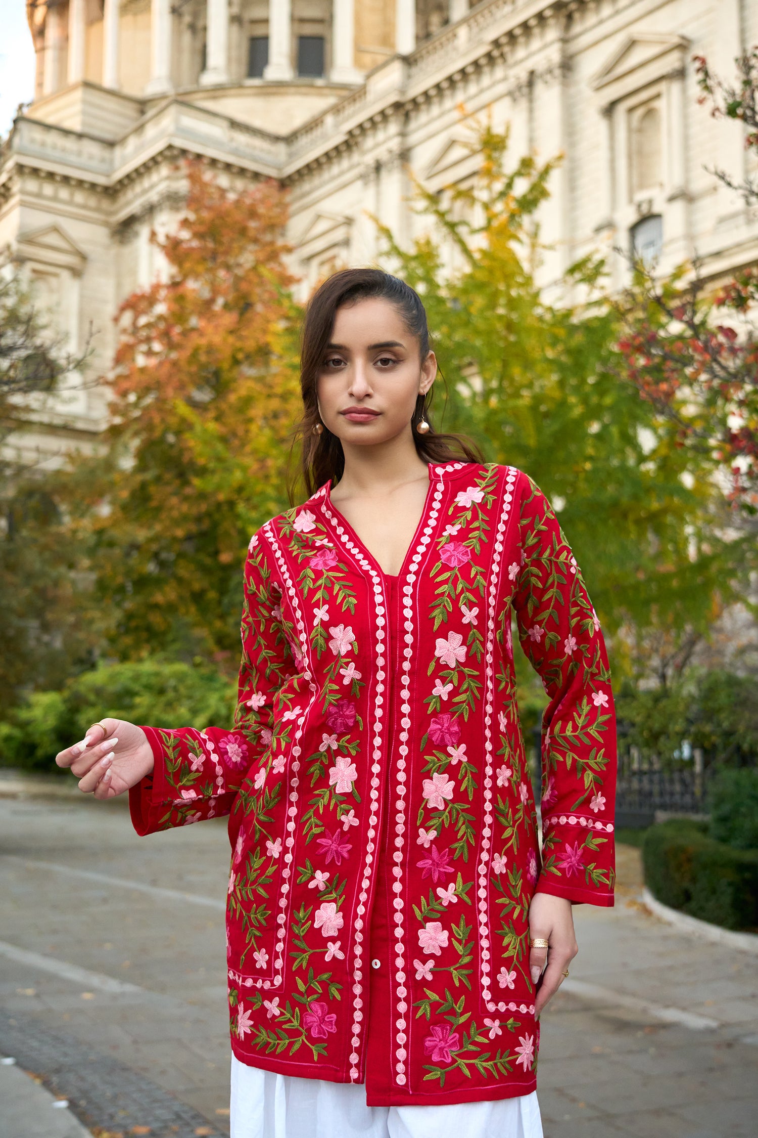 Woolen Kashmiri Aari Jacket – Red Floral