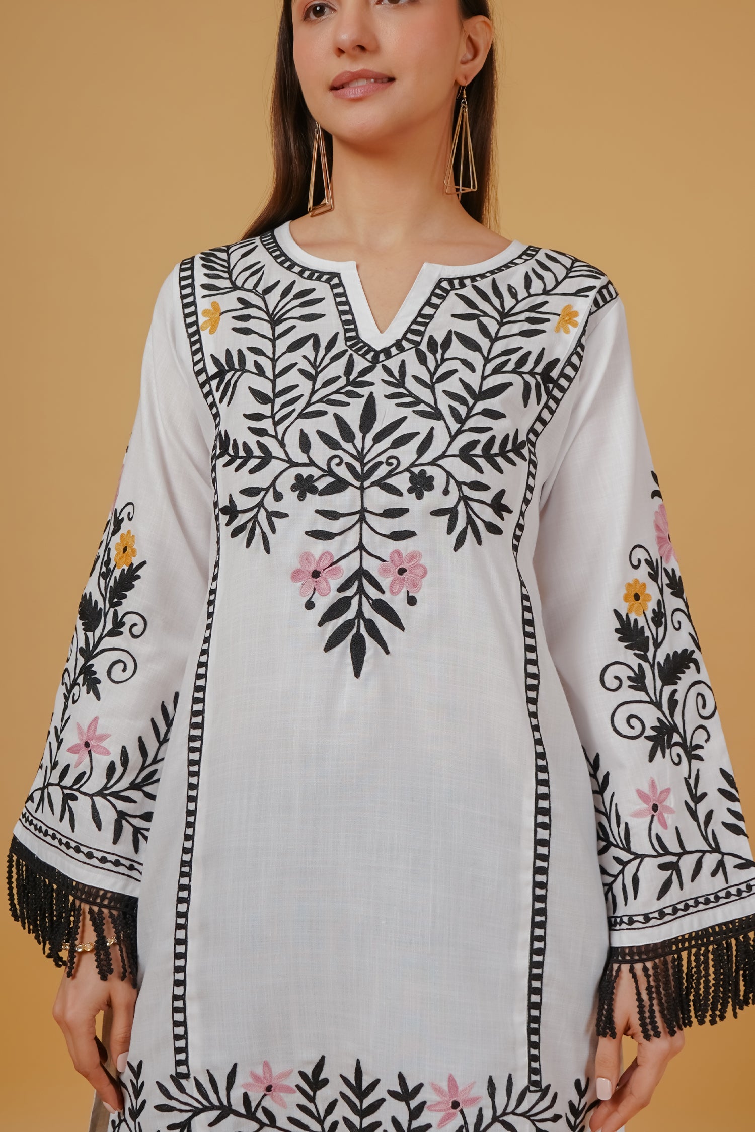 Cotton Kashmiri Aari Embroidered Kurta- White With Black
