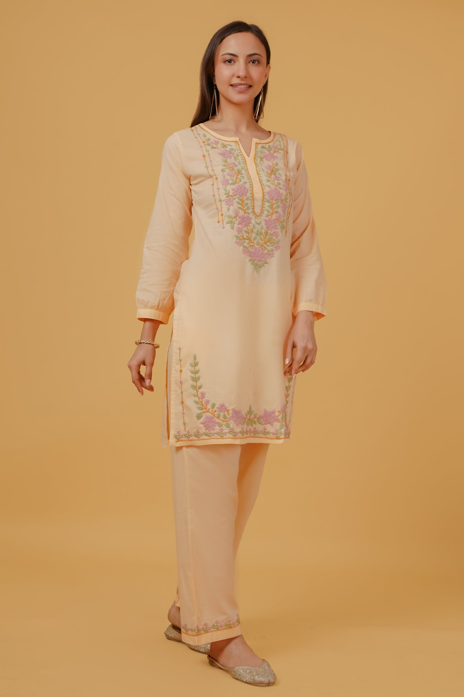 Chikankari Embroidered Kurta Set With Bellbottoms in Cotton– Peach Floral