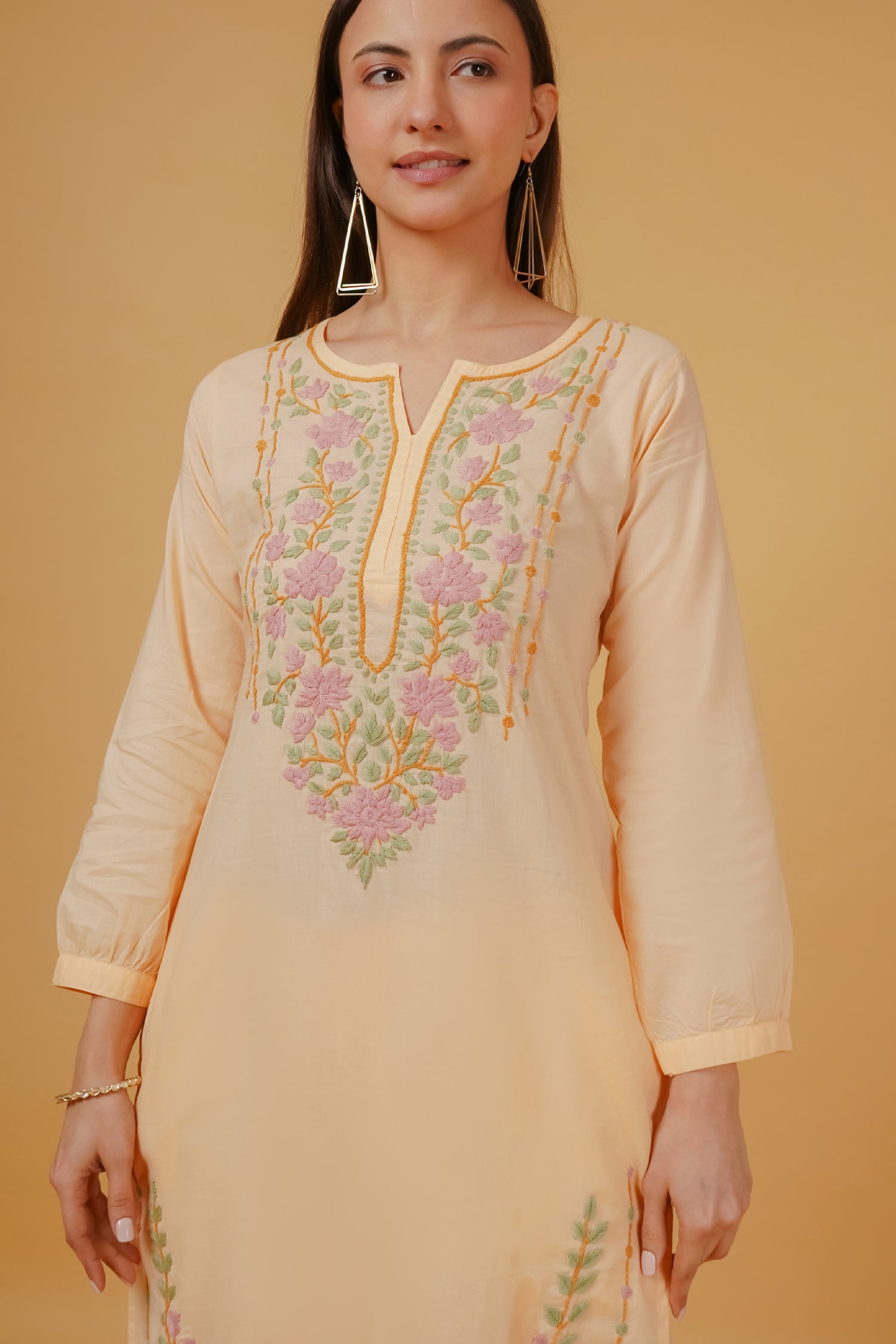 Chikankari Embroidered Kurta Set With Bellbottoms in Cotton– Peach Floral