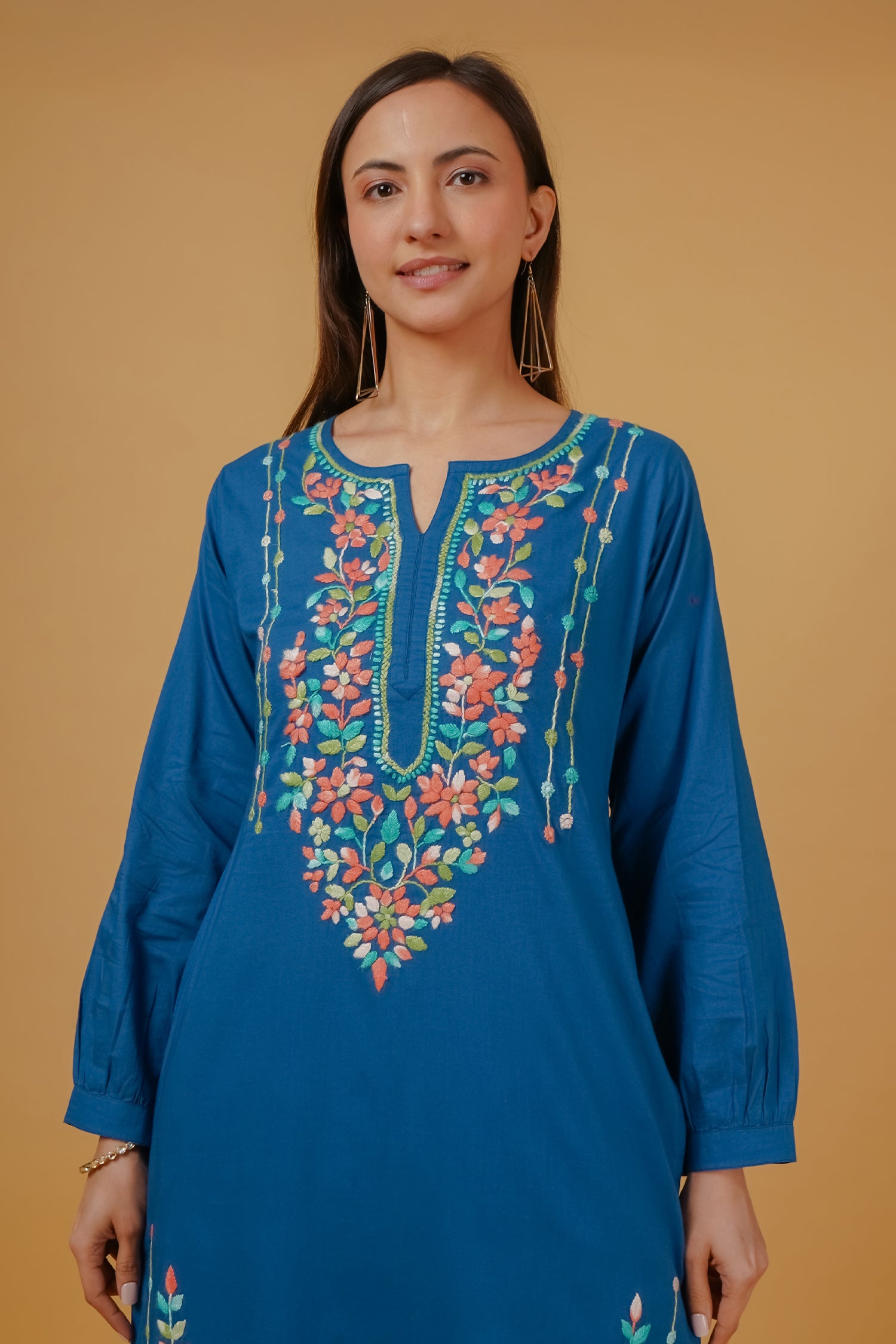Chikankari Embroidered Kurta Set With Bellbottoms in Cotton – Teal Blue