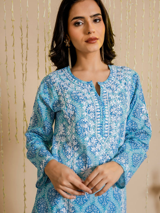Load image into Gallery viewer, Shreya in Fizaa Chikankari Kurta in Mul cotton in Blue Print
