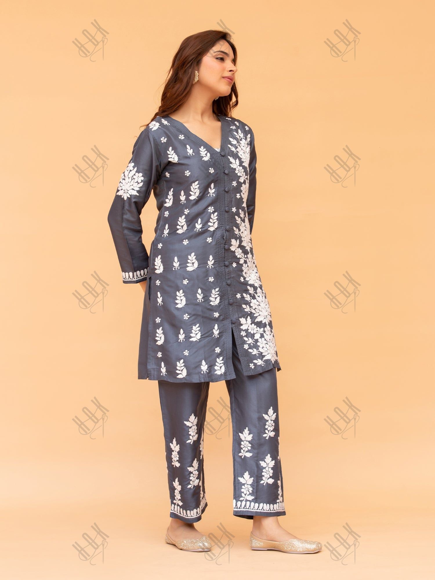 Mohi in Saba Chikankari Kurta Set in Habutai Silk - Grey