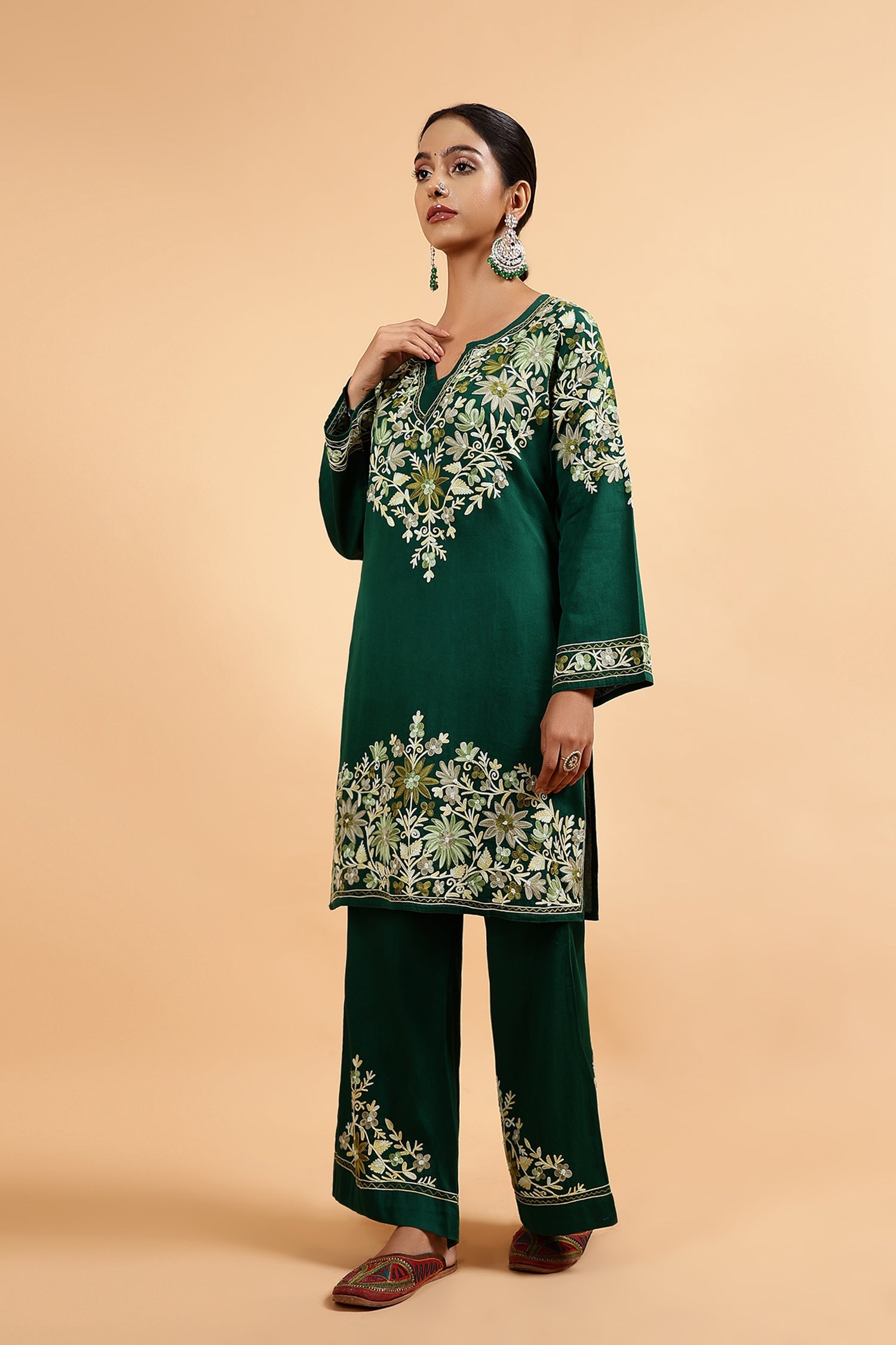 Kashmiri Aari Embroidered Kurta Set with Bellbottom Pants in Green Cotton Silk