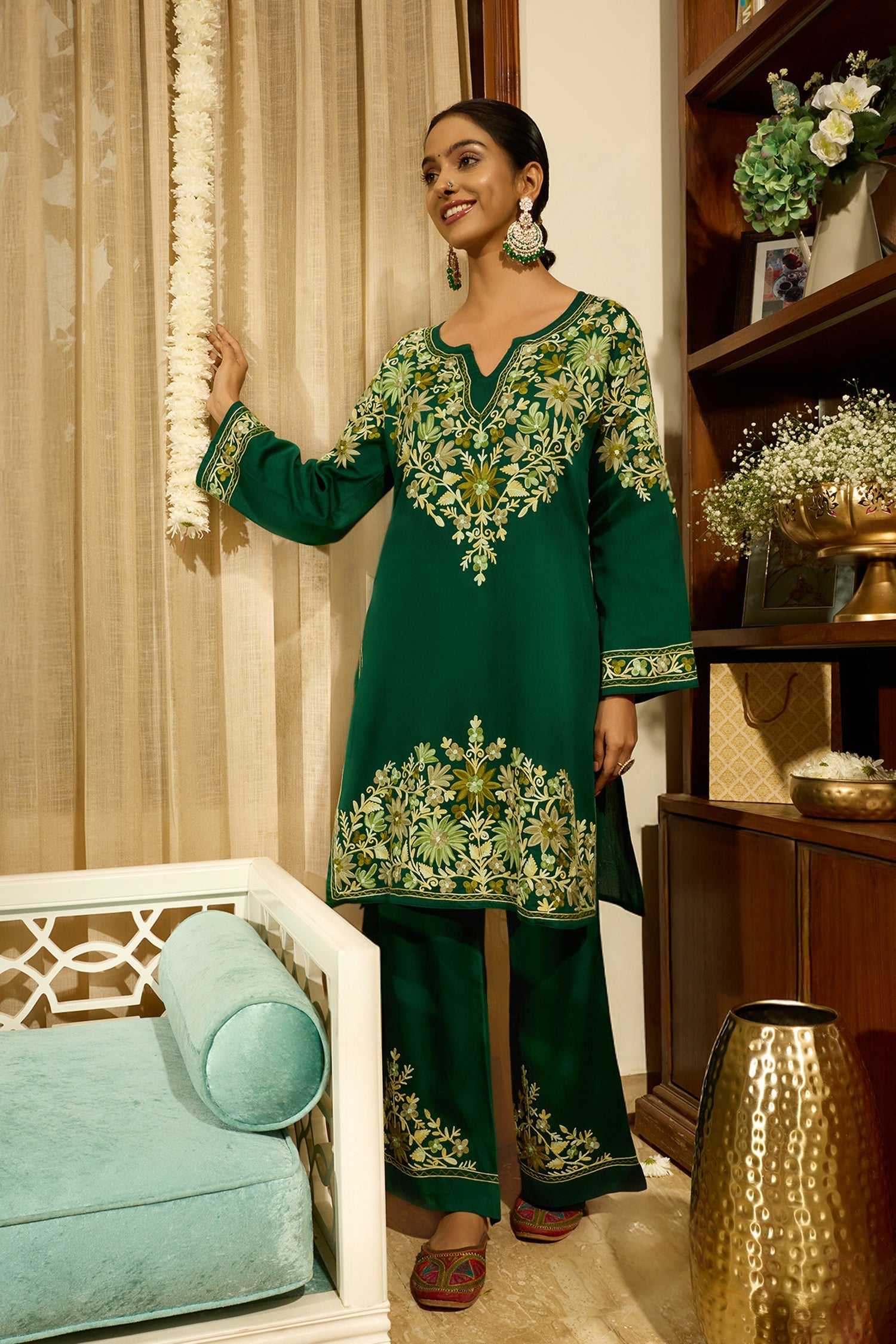 Kashmiri Aari Embroidered Kurta Set with Bellbottom Pants in Green Cotton Silk