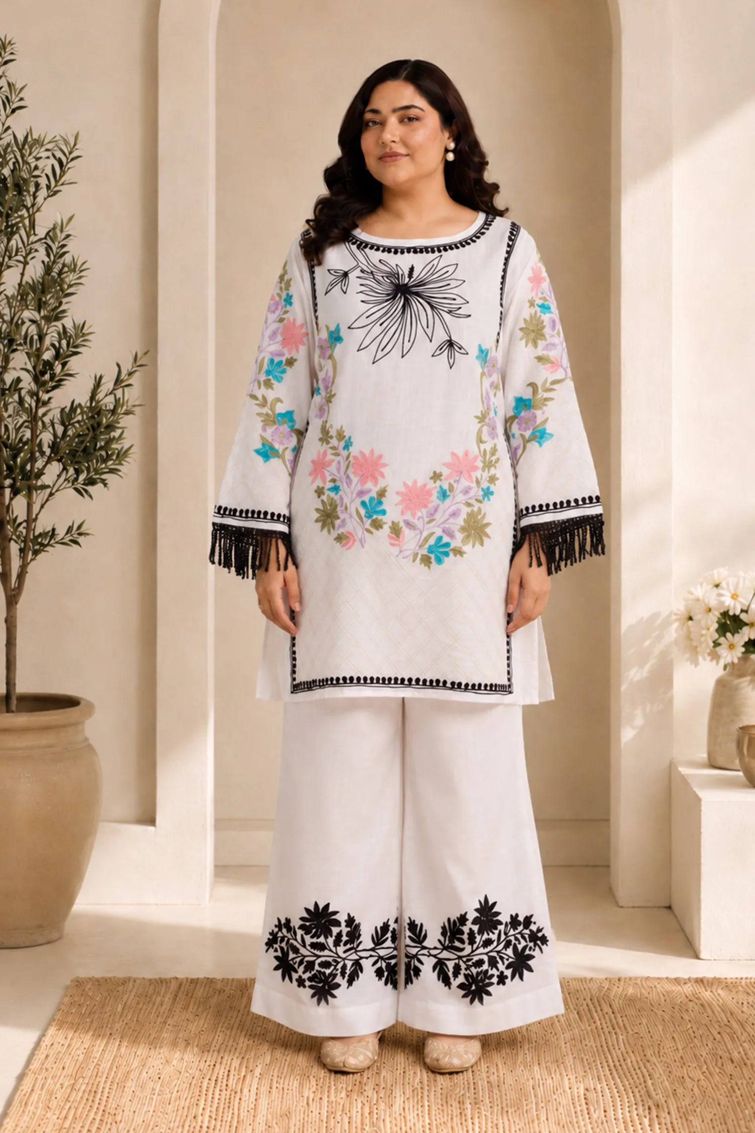 Plus Size - HOK Falak Kashmiri Kurta Set - White
