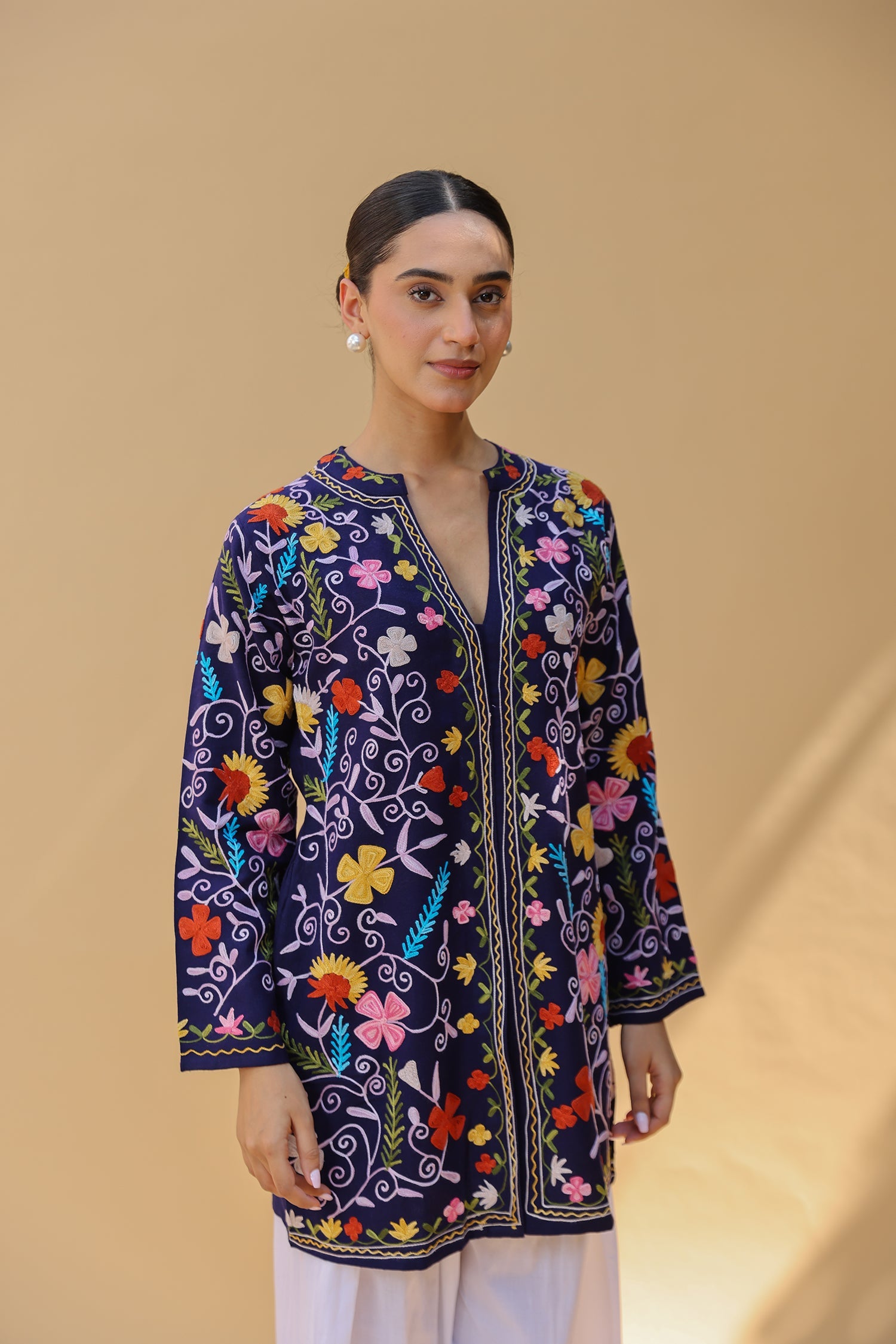 Woolen Kashmiri Aari Jacket – Royal Blue