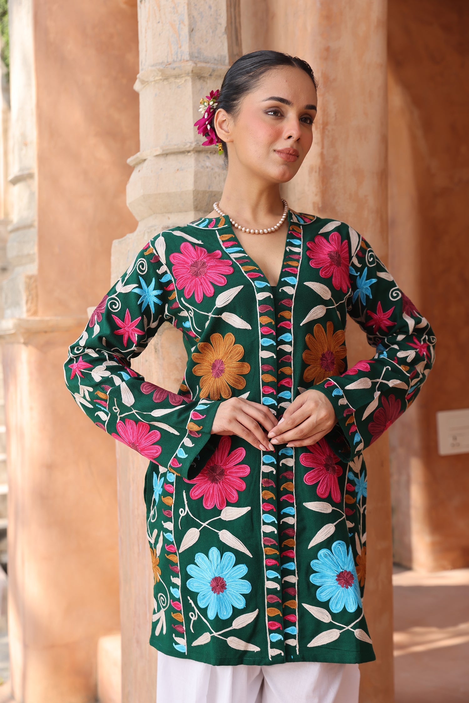 Woolen Kashmiri Aari Jacket – Green Floral