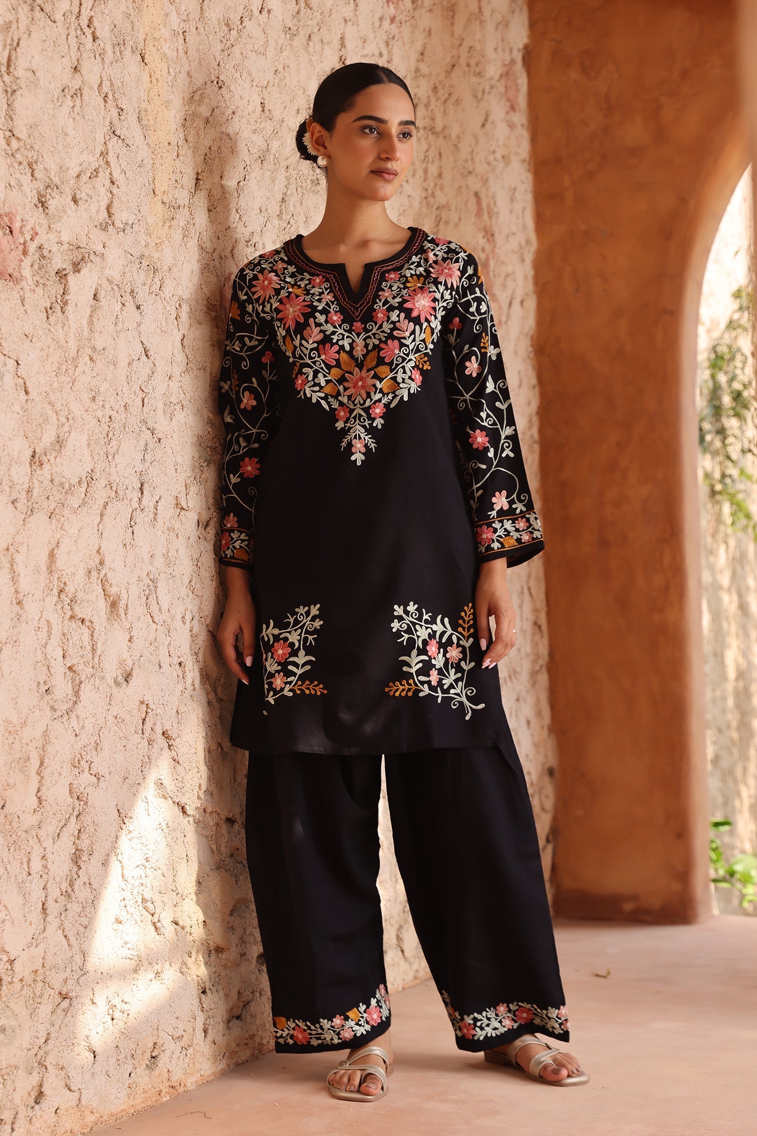 Cotton Kashmiri Aari Embroidered Kurta Set – Black with Farsi Bottoms