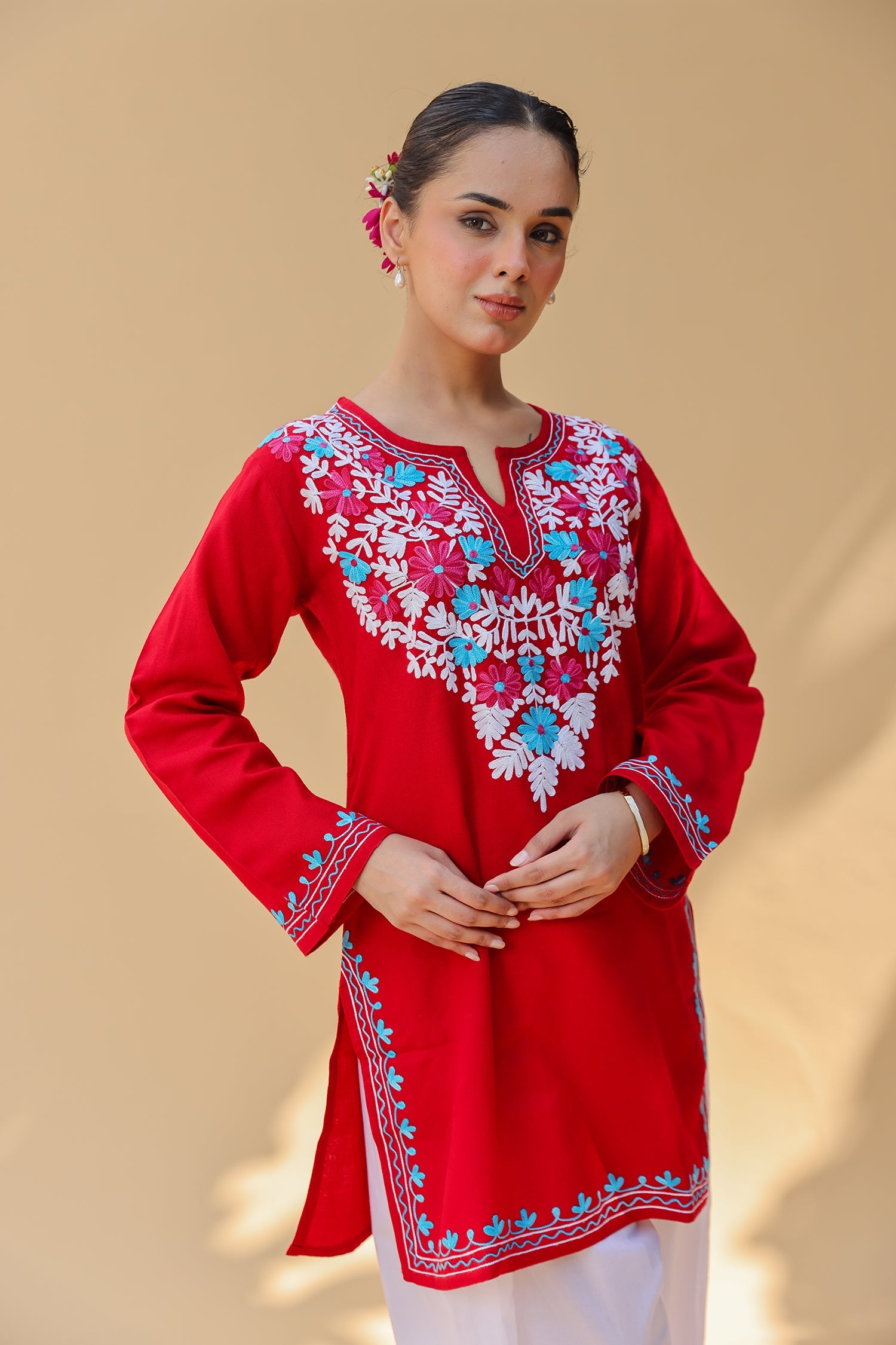 Woolen Kashmiri Aari Short Kurta – Red