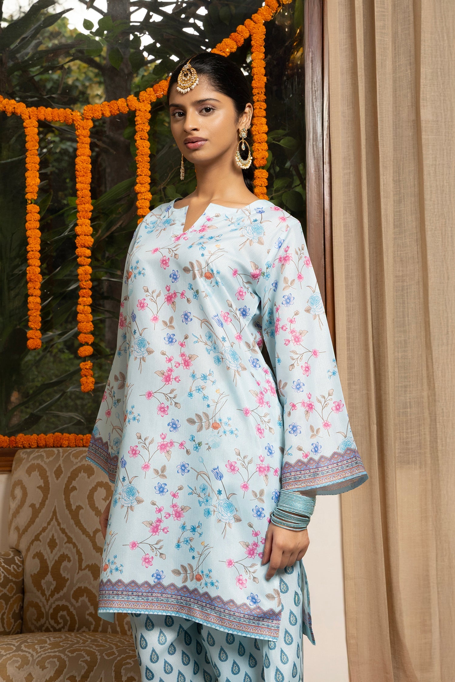 Lawn Cotton Shimmer Printed Cord Set with Floral & Geometric Print - Powder Blue