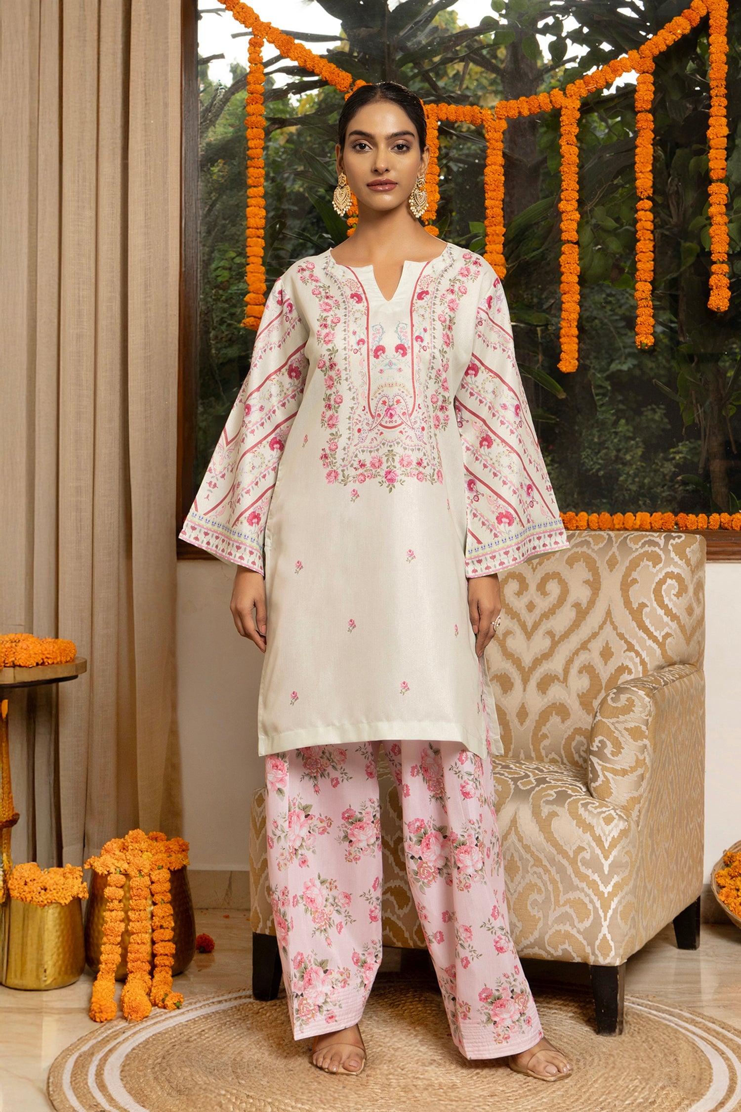 Lawn Cotton Shimmer Printed Cord Set with Pink Floral Print & Farsi Bottom - Pastel Cream