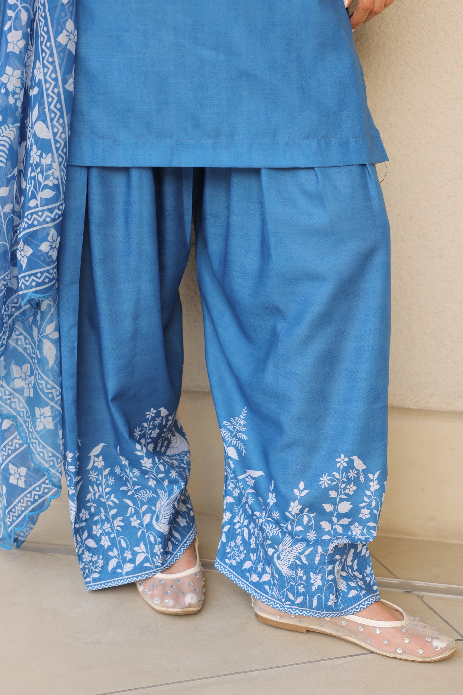 Priyanka x HOK in Indigo Blue Printed Lawn Cotton Kurta Set with Farsi Pants