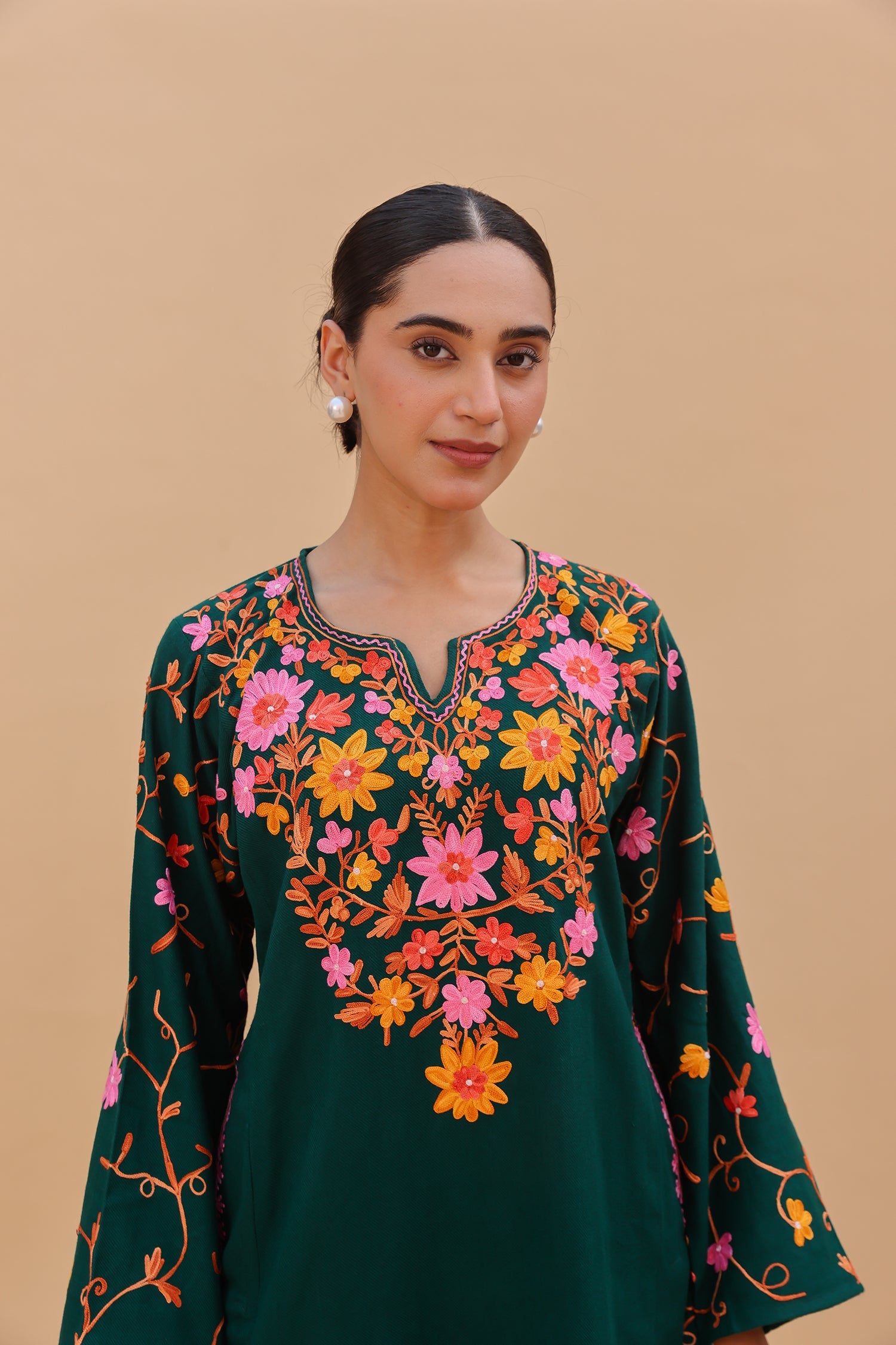 Woolen Phiran in Kashmiri Aari Embroidery - Green