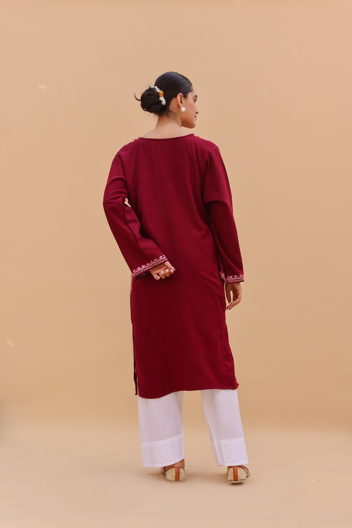 Woolen Phiran in Kashmiri Aari Embroidery - Maroon