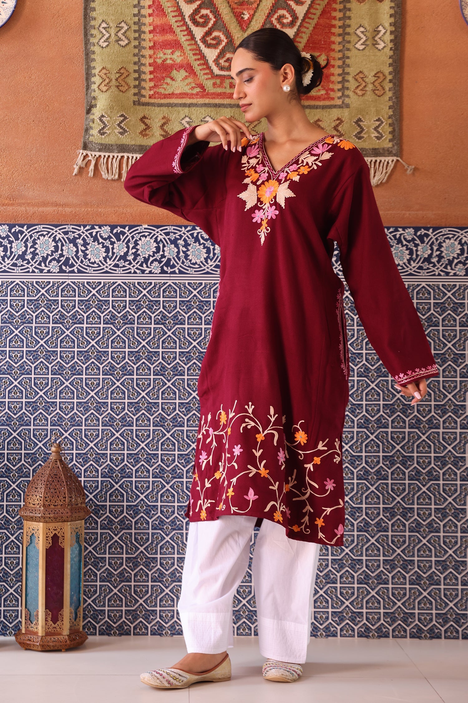 Woolen Phiran in Kashmiri Aari Embroidery - Maroon