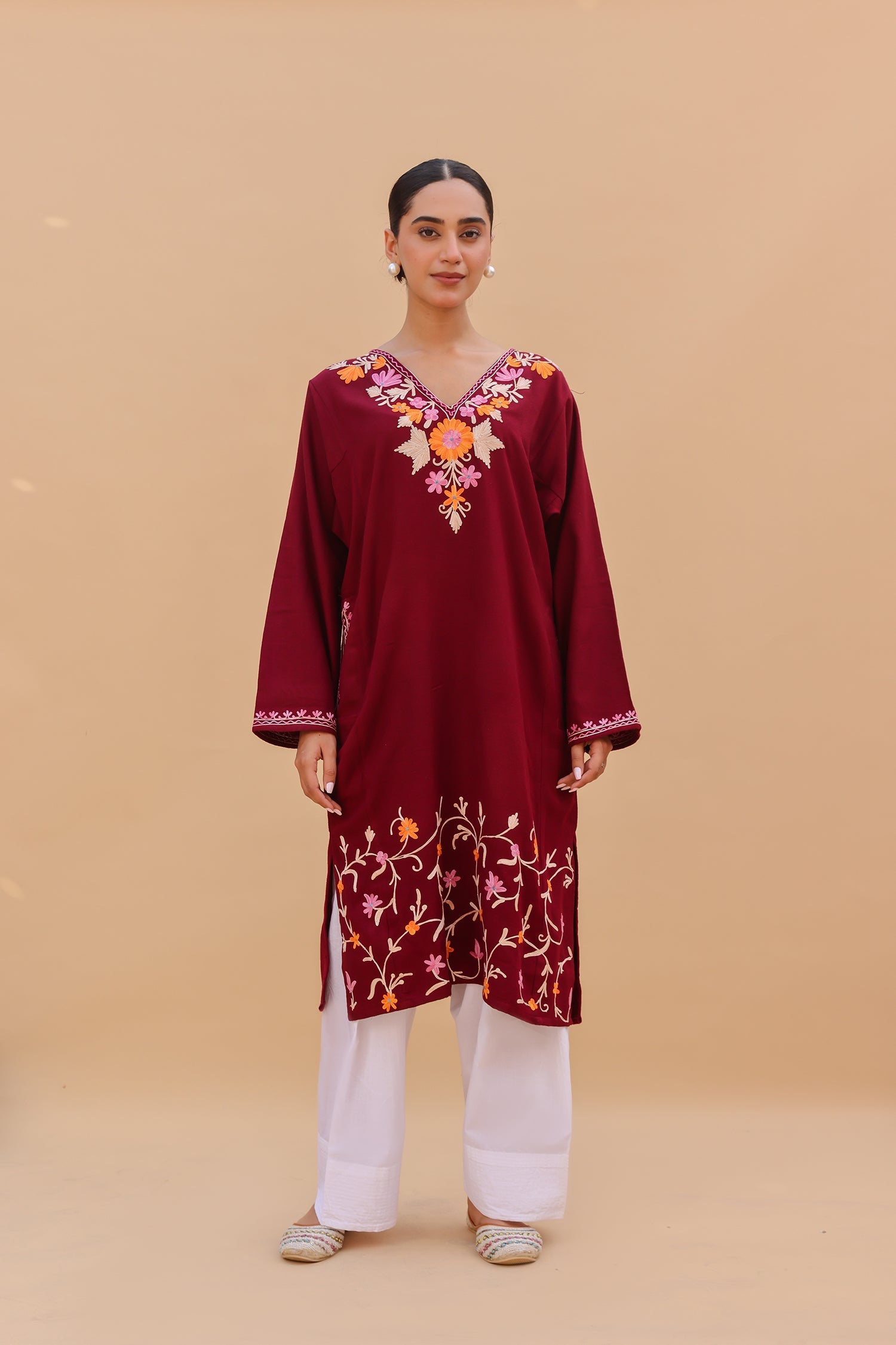Woolen Phiran in Kashmiri Aari Embroidery - Maroon