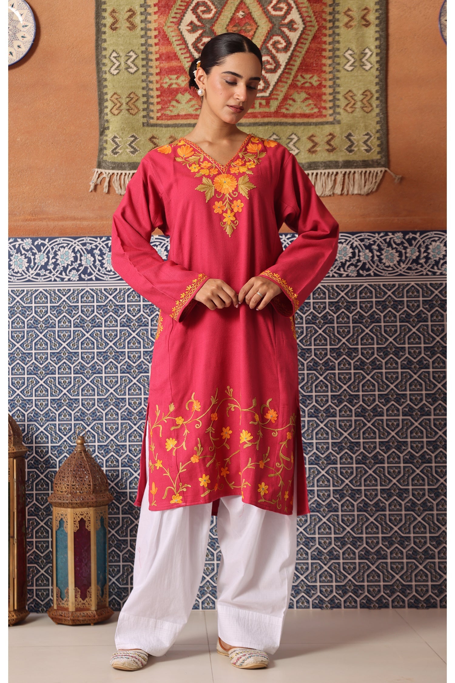 Woolen Phiran in Kashmiri Aari Embroidery - Red