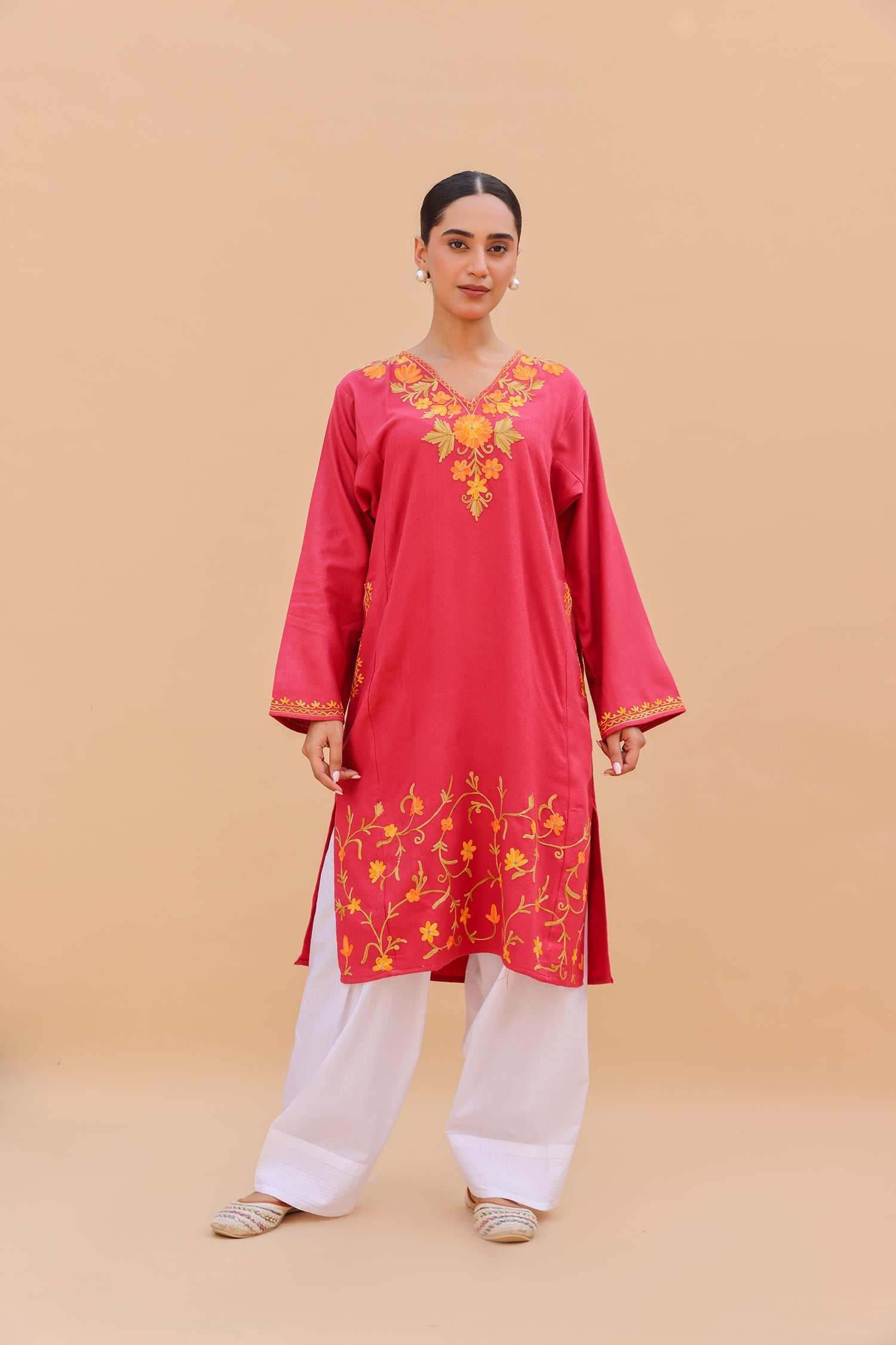 Woolen Phiran in Kashmiri Aari Embroidery - Red