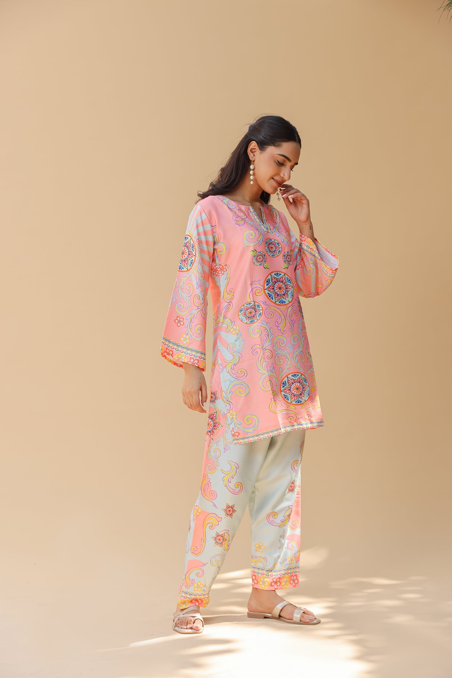 Pashmina Printkari Coord Set with Straight Bottoms – Peach & Aqua