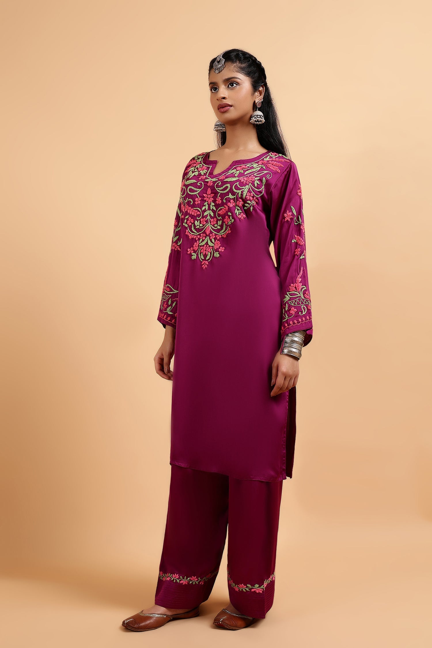 Anureet in Chikankari Kurta Set in Satin Silk with Farsi Pants – Purple