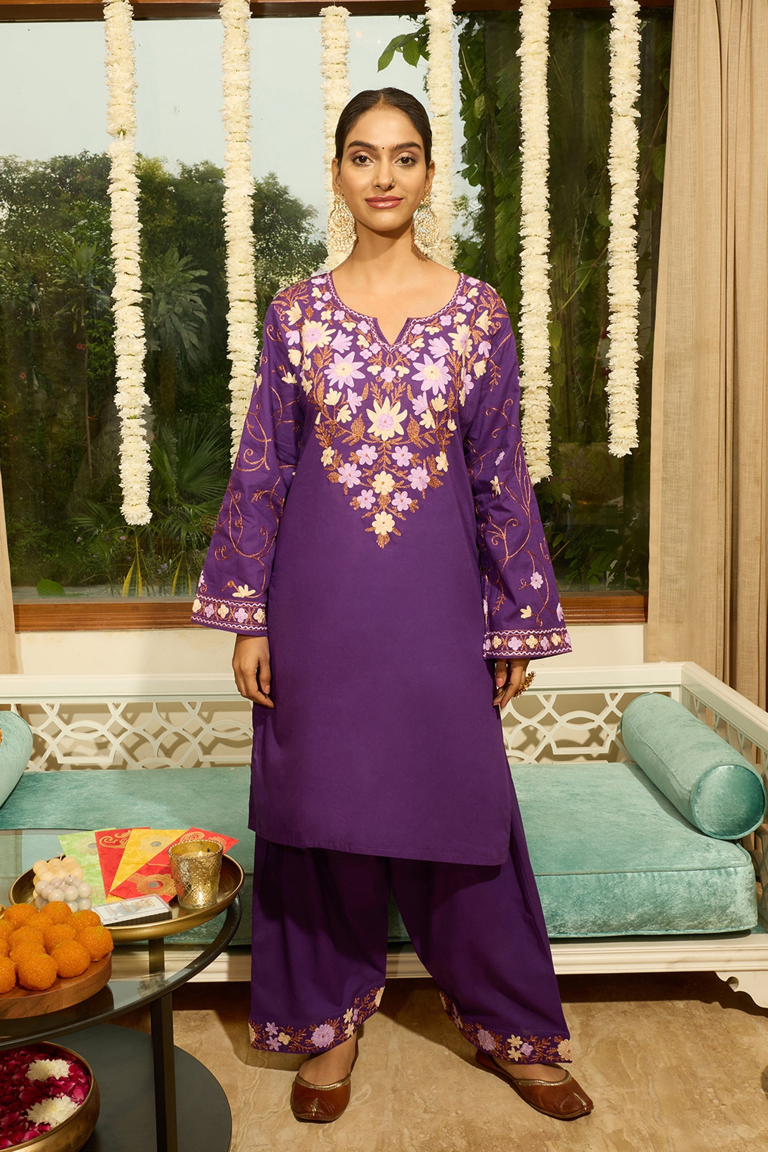 Kashmiri Aari Embroidered Kurta Set with Farsi Pants - Purple