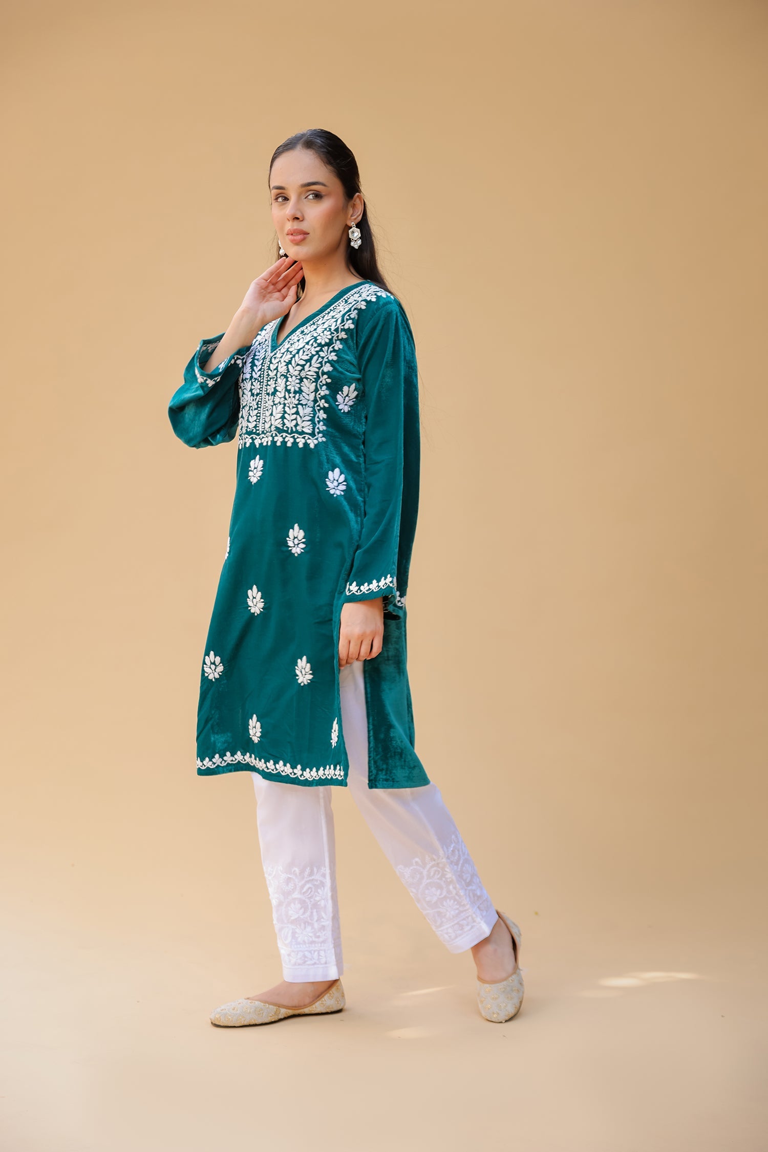 Velvet Chikankari Kurta – Tourquise Blue