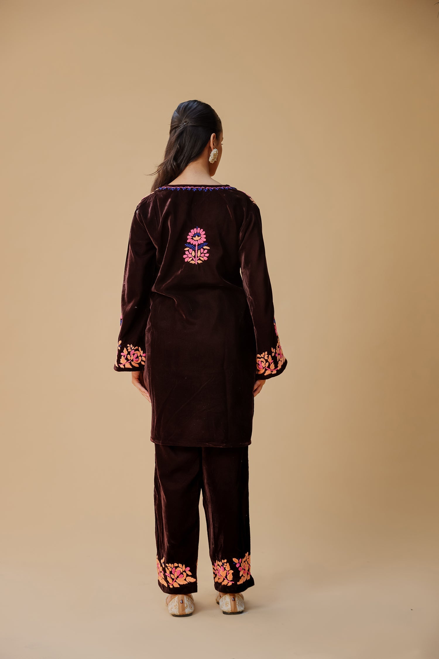 Velvet Chikankari Kurta Set – Wine