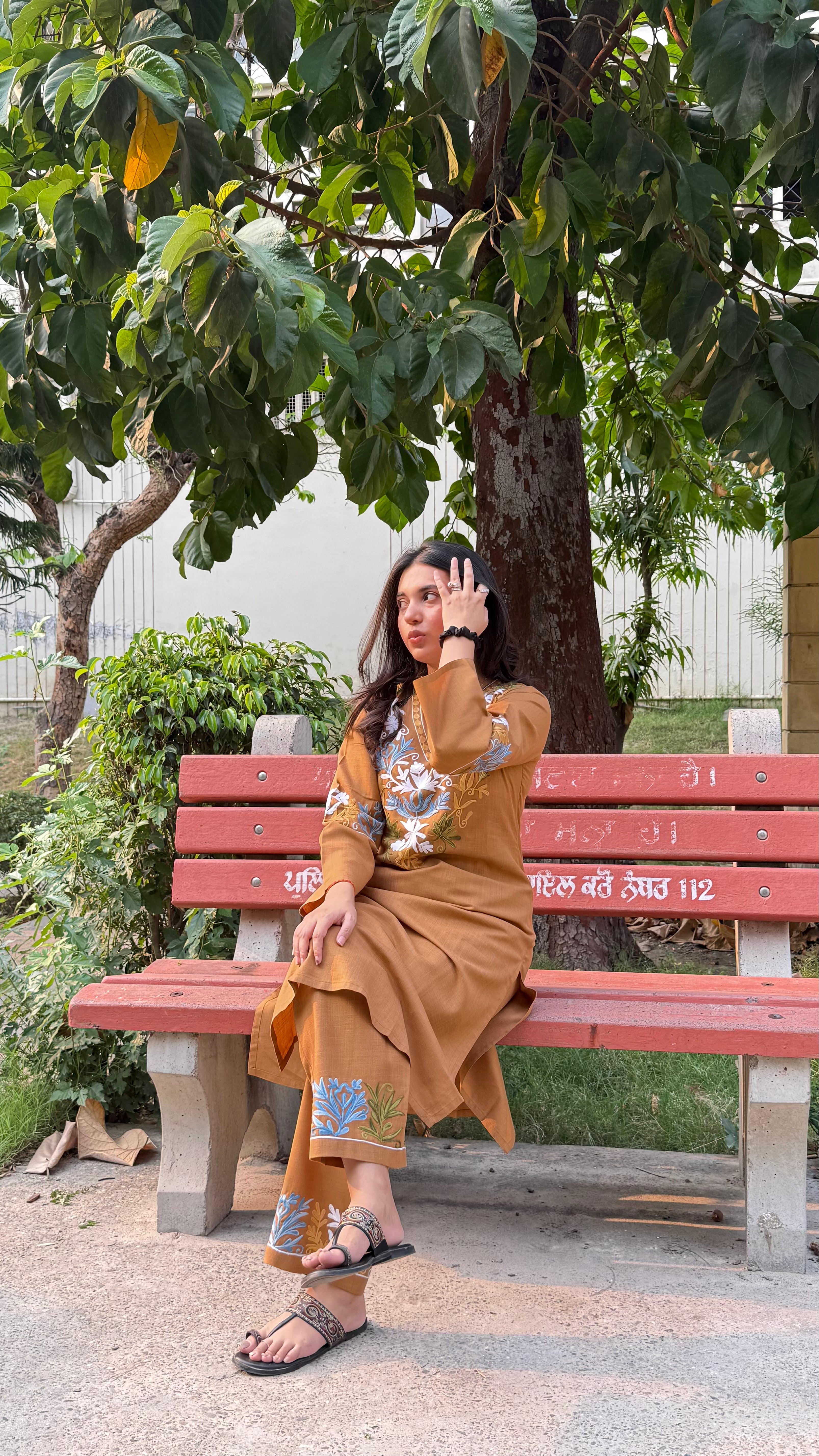 Kajal In Cotton Kashmiri Aari  Kurta Set - Brown
